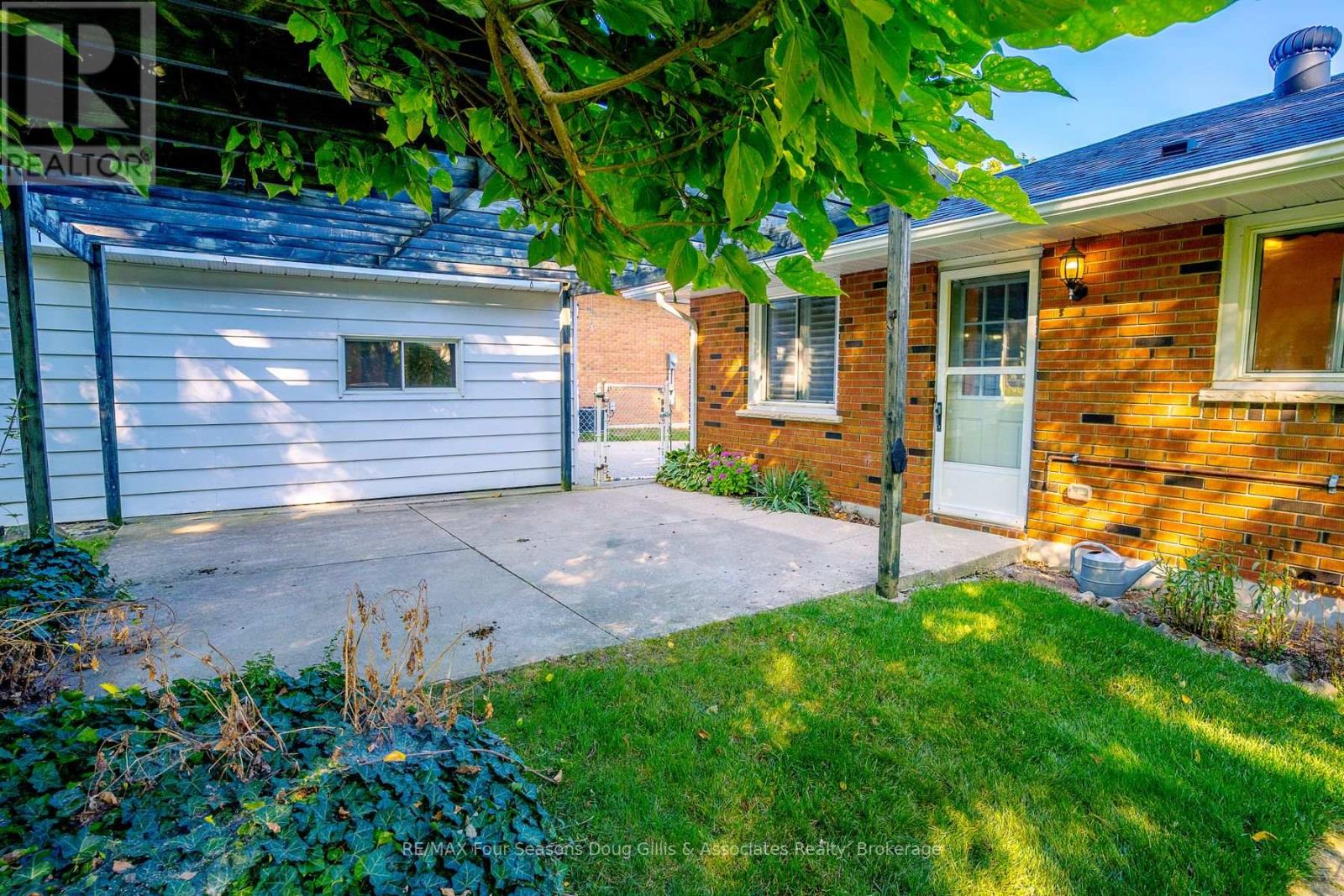 10 Lockhart Road, Collingwood, Ontario  L9Y 4B5 - Photo 28 - S12418116