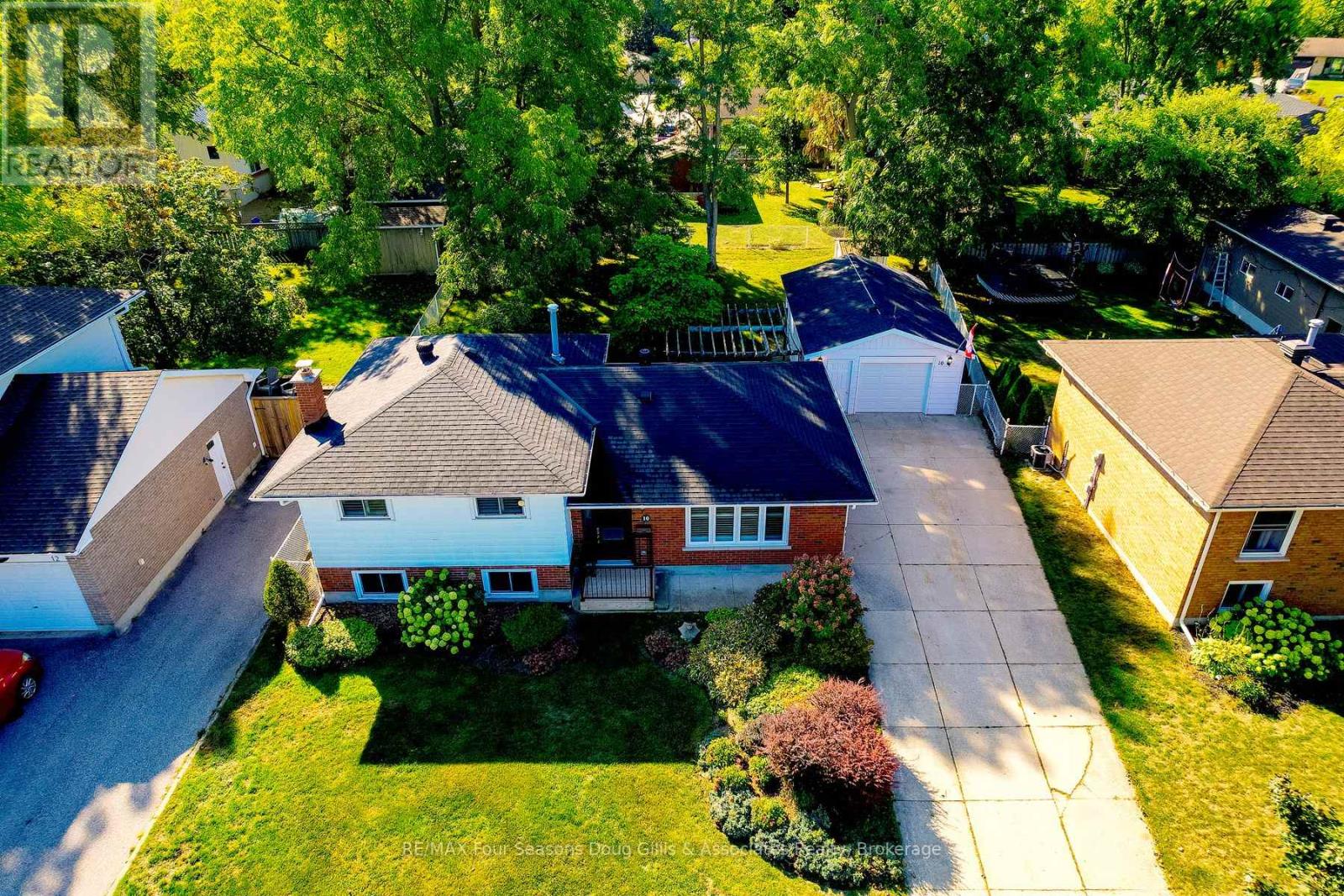 10 Lockhart Road, Collingwood, Ontario  L9Y 4B5 - Photo 29 - S12418116