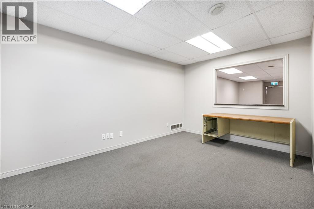 389 Paris Road Unit# C, Brantford, Ontario  N3T 5L8 - Photo 9 - 40766277