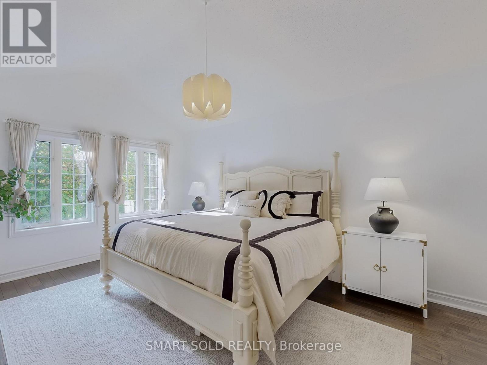 30 Crispin Court, Markham (Buttonville), Ontario  L3R 4G6 - Photo 12 - N12417912