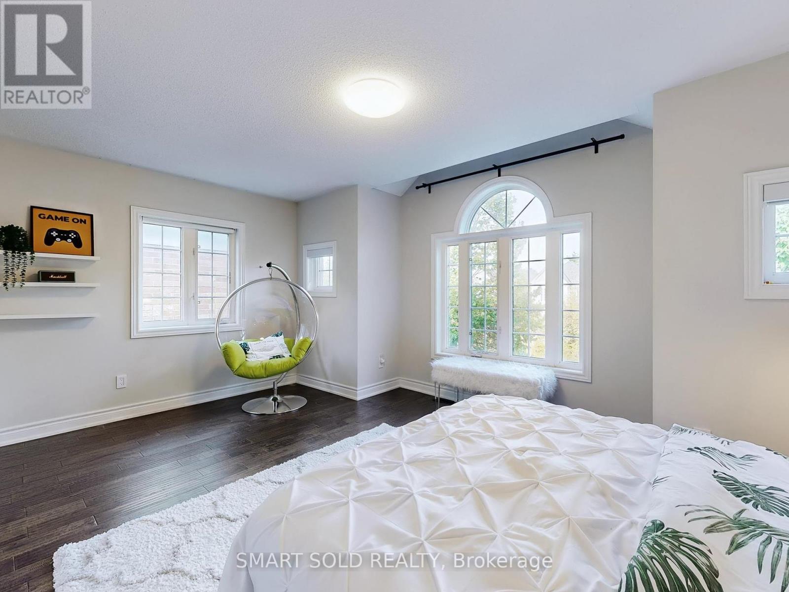 30 Crispin Court, Markham (Buttonville), Ontario  L3R 4G6 - Photo 16 - N12417912