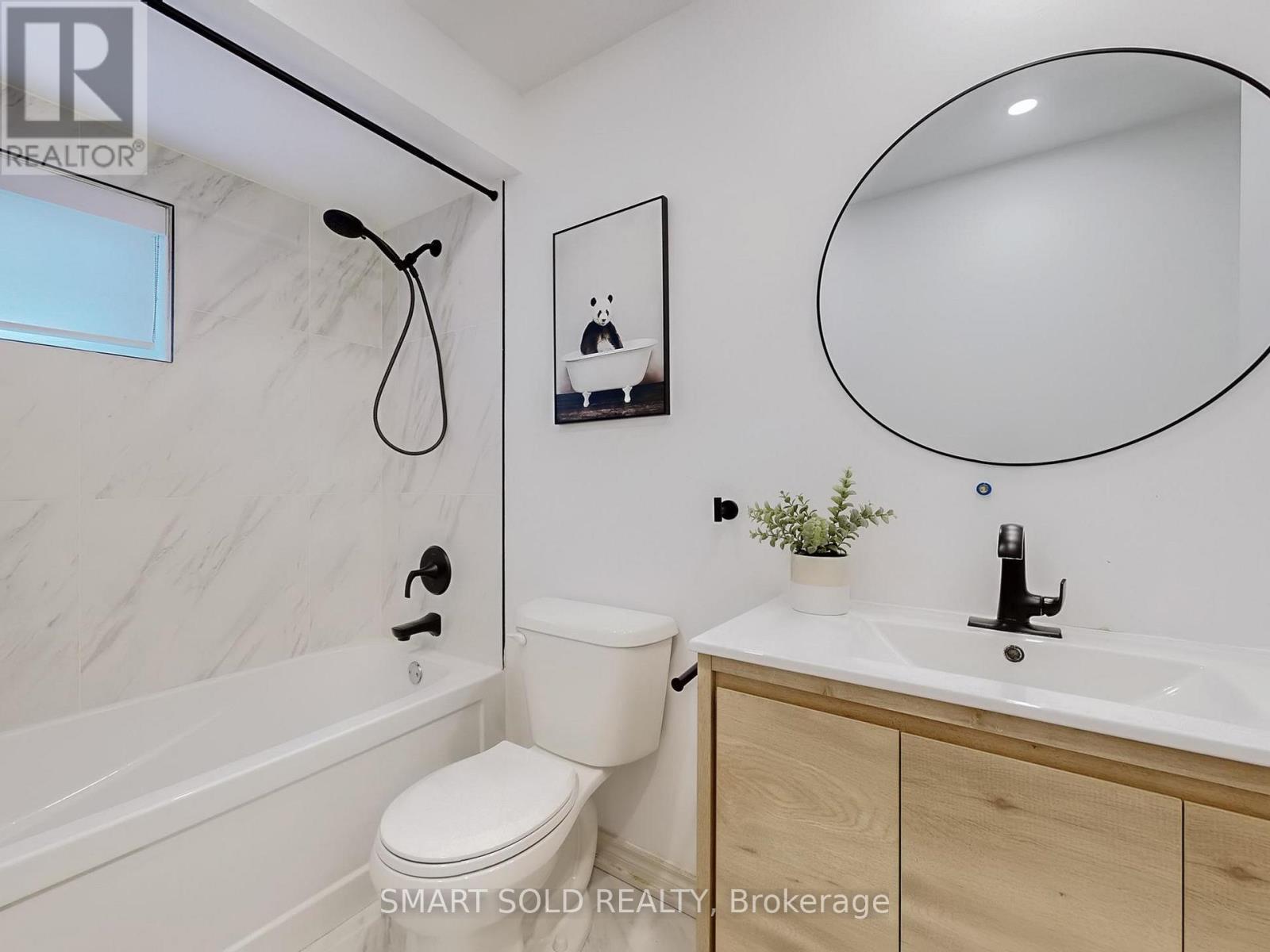 30 Crispin Court, Markham (Buttonville), Ontario  L3R 4G6 - Photo 18 - N12417912