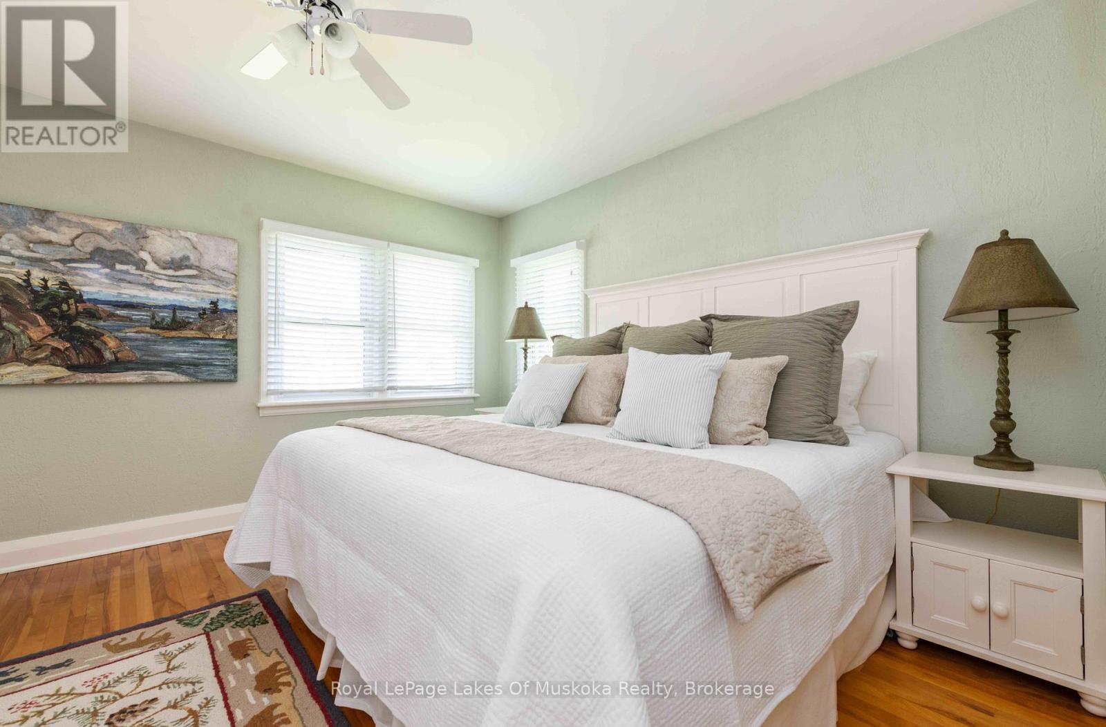 9 Mountview Avenue, Huntsville, Ontario  P1H 1G8 - Photo 17 - X12418149