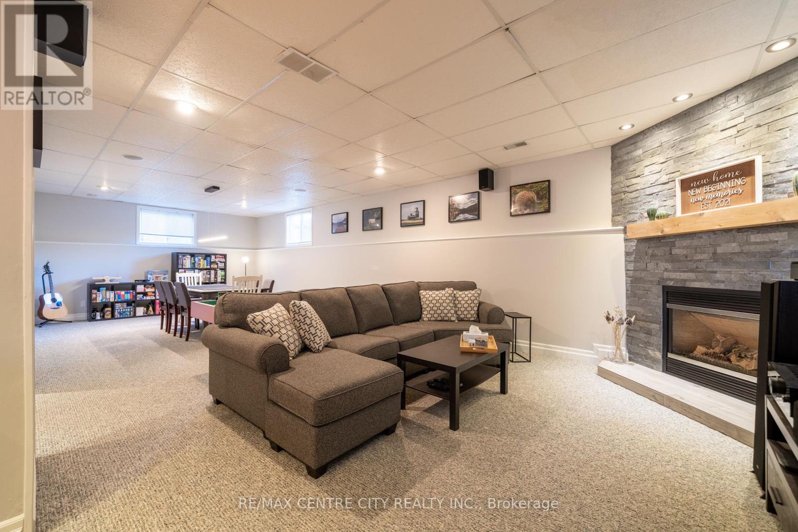 495 Riverview Drive, Strathroy-Caradoc, Ontario  N7G 4B3 - Photo 32 - X12418141