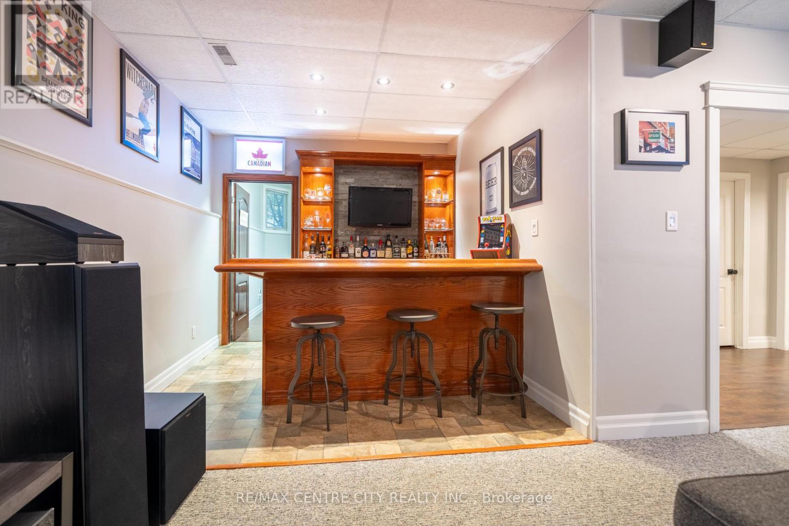 495 Riverview Drive, Strathroy-Caradoc, Ontario  N7G 4B3 - Photo 34 - X12418141