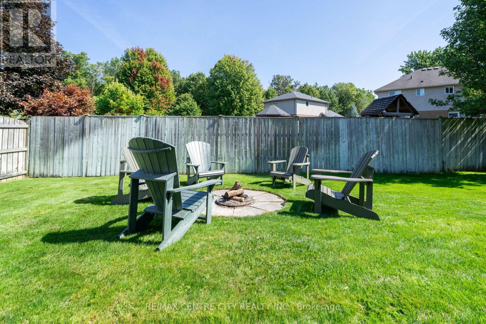 495 Riverview Drive, Strathroy-Caradoc, Ontario  N7G 4B3 - Photo 7 - X12418141