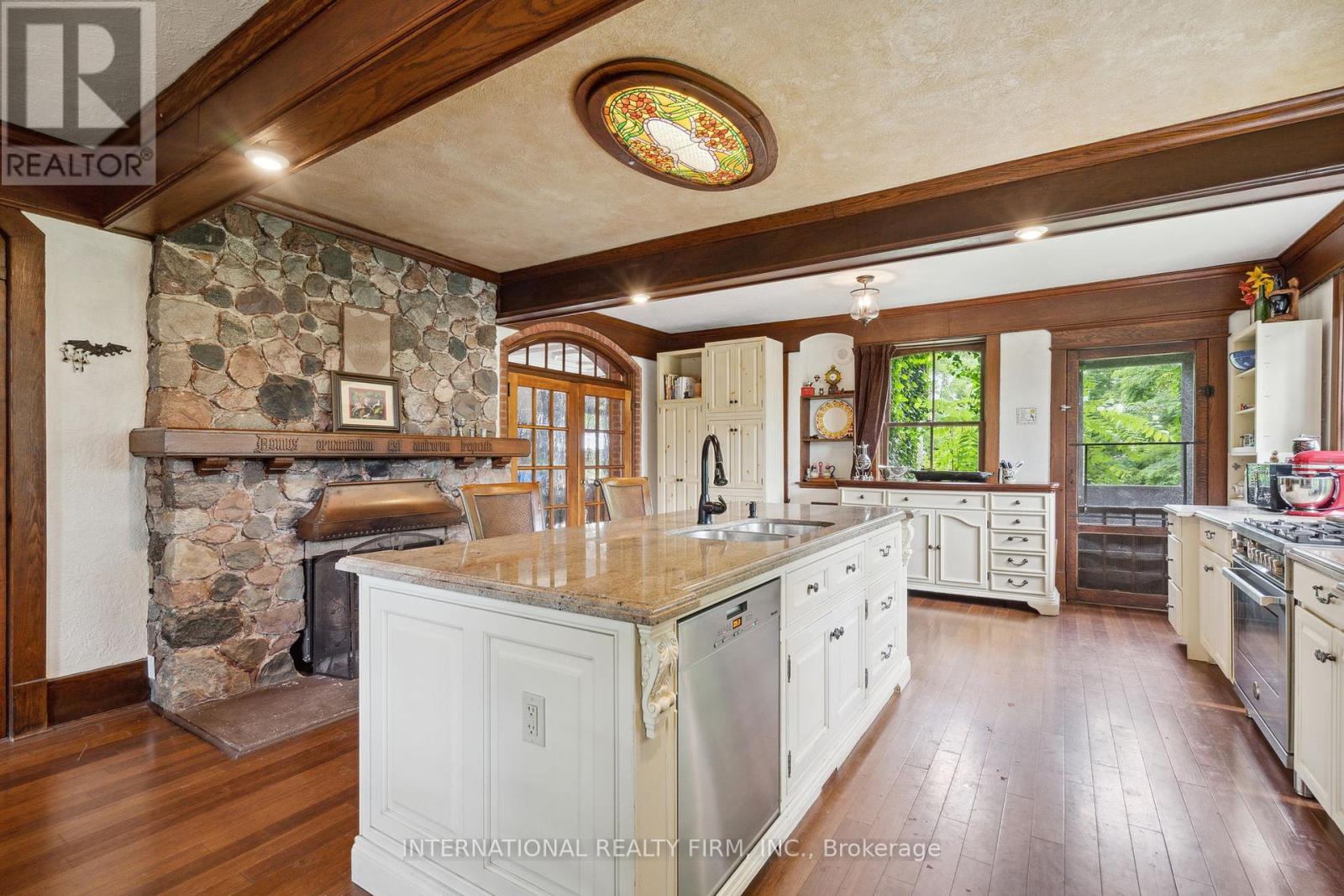 255 Delacourt Road, London North, Ontario  N6G 0H3 - Photo 21 - X12418065