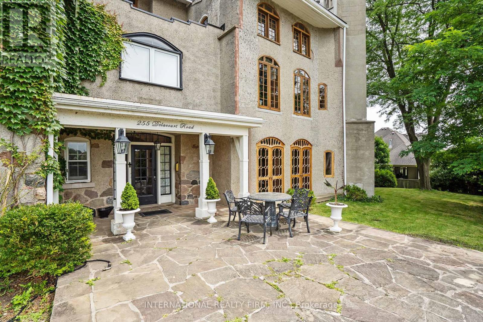255 Delacourt Road, London North, Ontario  N6G 0H3 - Photo 25 - X12418065