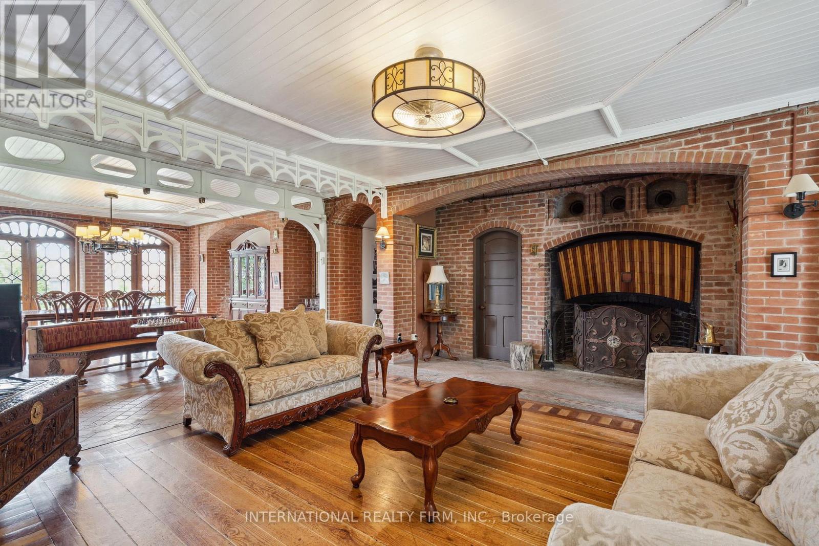 255 Delacourt Road, London North, Ontario  N6G 0H3 - Photo 39 - X12418065