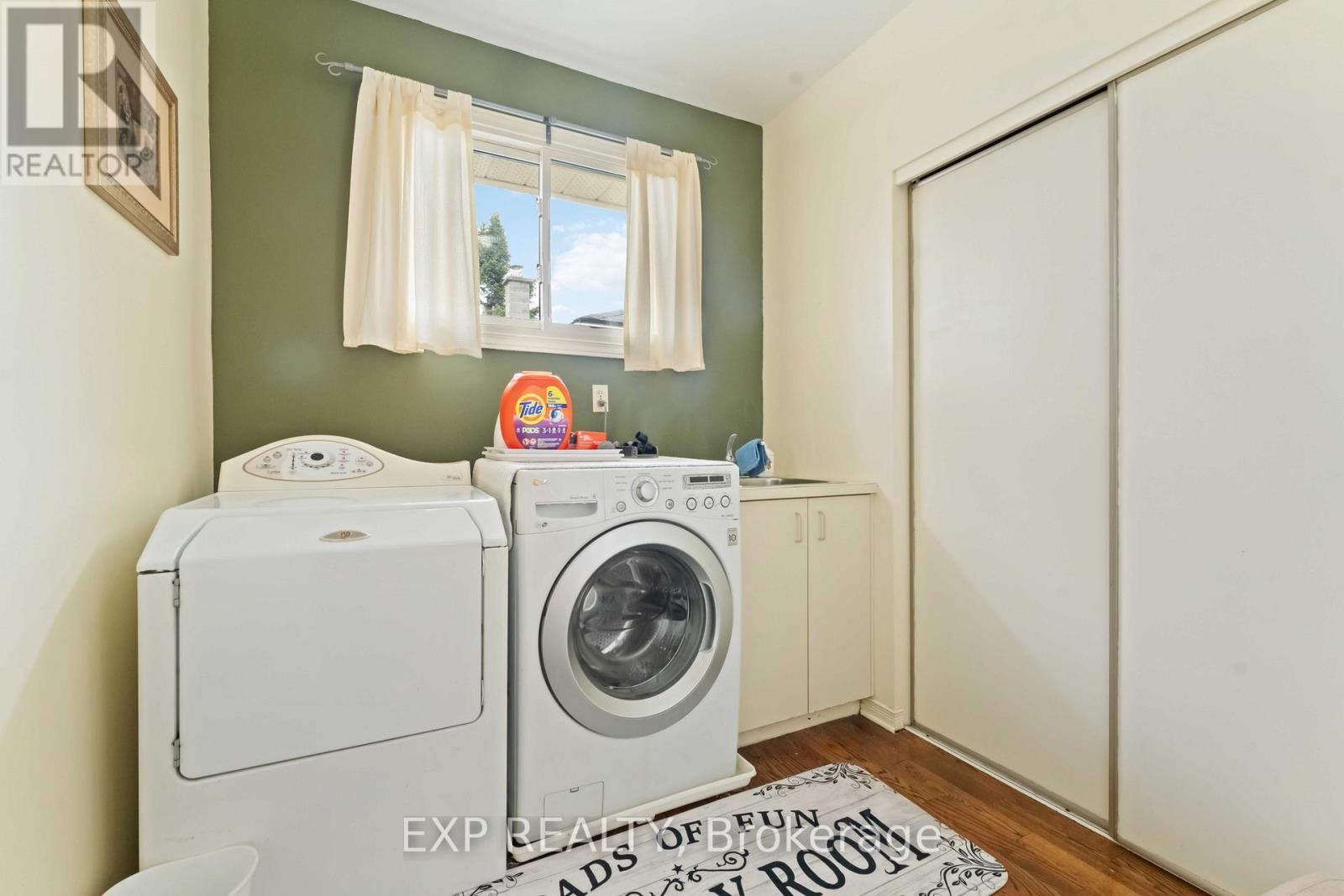 16 Evelyn Street, Ottawa, Ontario  K2S 1M9 - Photo 16 - X12418113