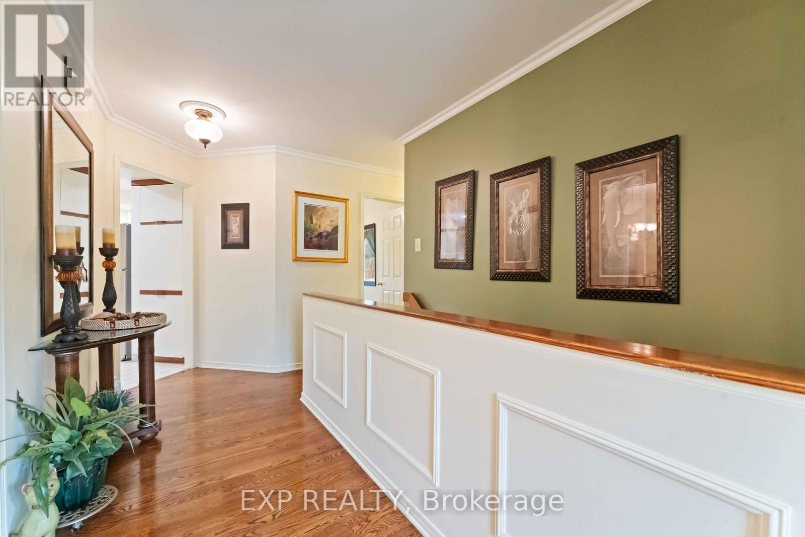 16 Evelyn Street, Ottawa, Ontario  K2S 1M9 - Photo 4 - X12418113