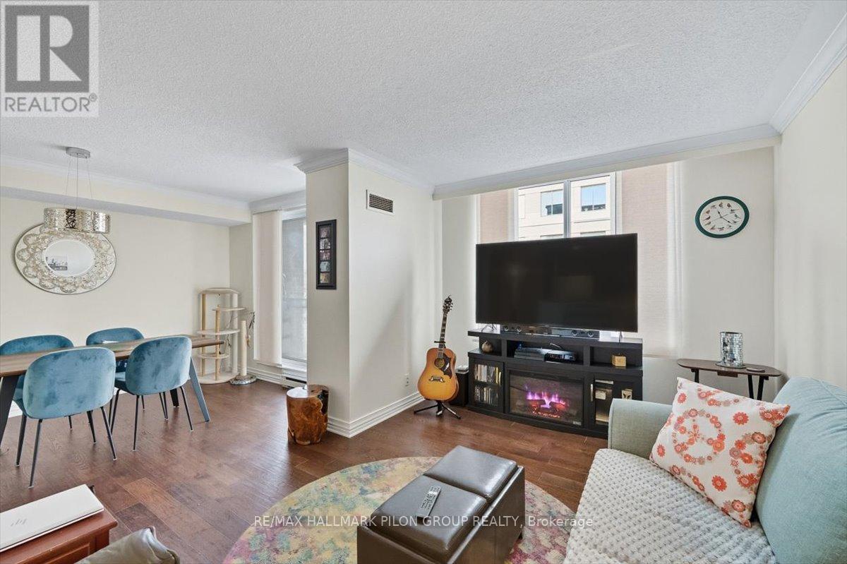 205 - 35 Holland Avenue, Ottawa, Ontario  K1Y 4S2 - Photo 7 - X12418159