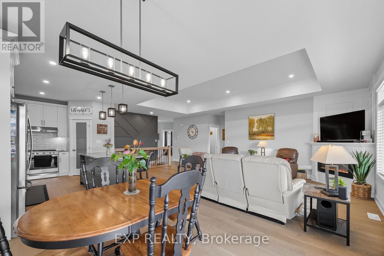 19 Statham Street, Strathroy-Caradoc, Ontario  N7G 0G2 - Photo 22 - X12416841