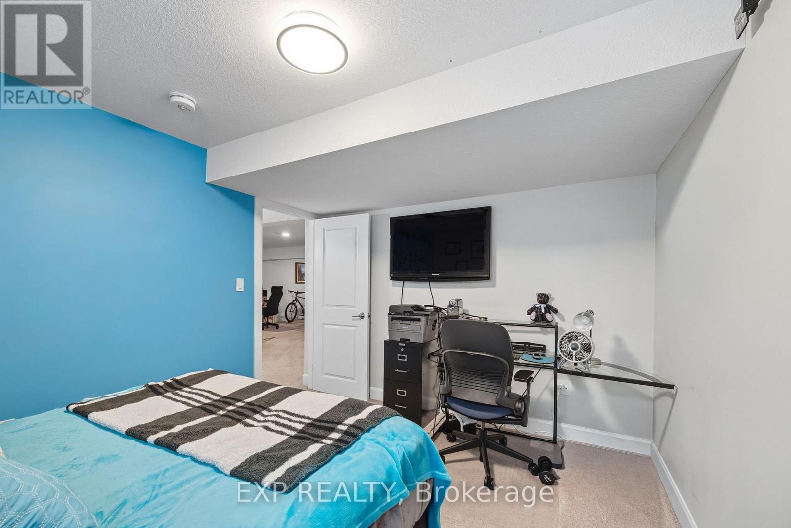 19 Statham Street, Strathroy-Caradoc, Ontario  N7G 0G2 - Photo 34 - X12416841
