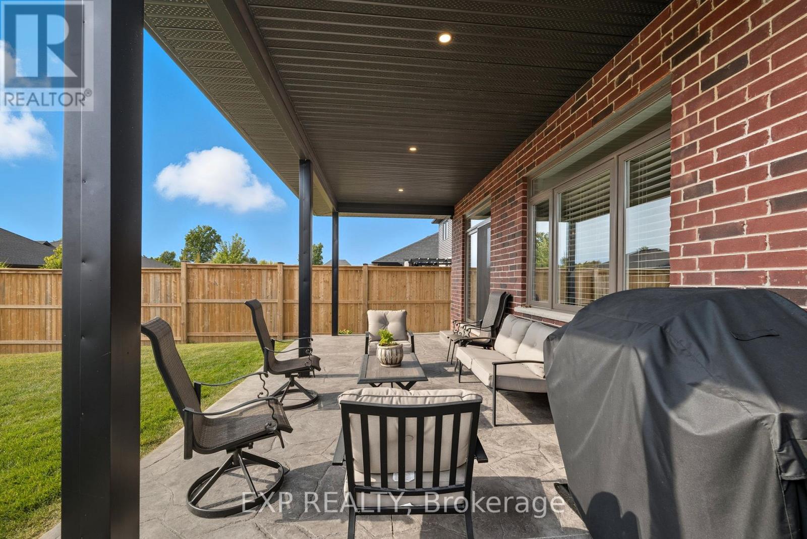 19 Statham Street, Strathroy-Caradoc, Ontario  N7G 0G2 - Photo 44 - X12416841