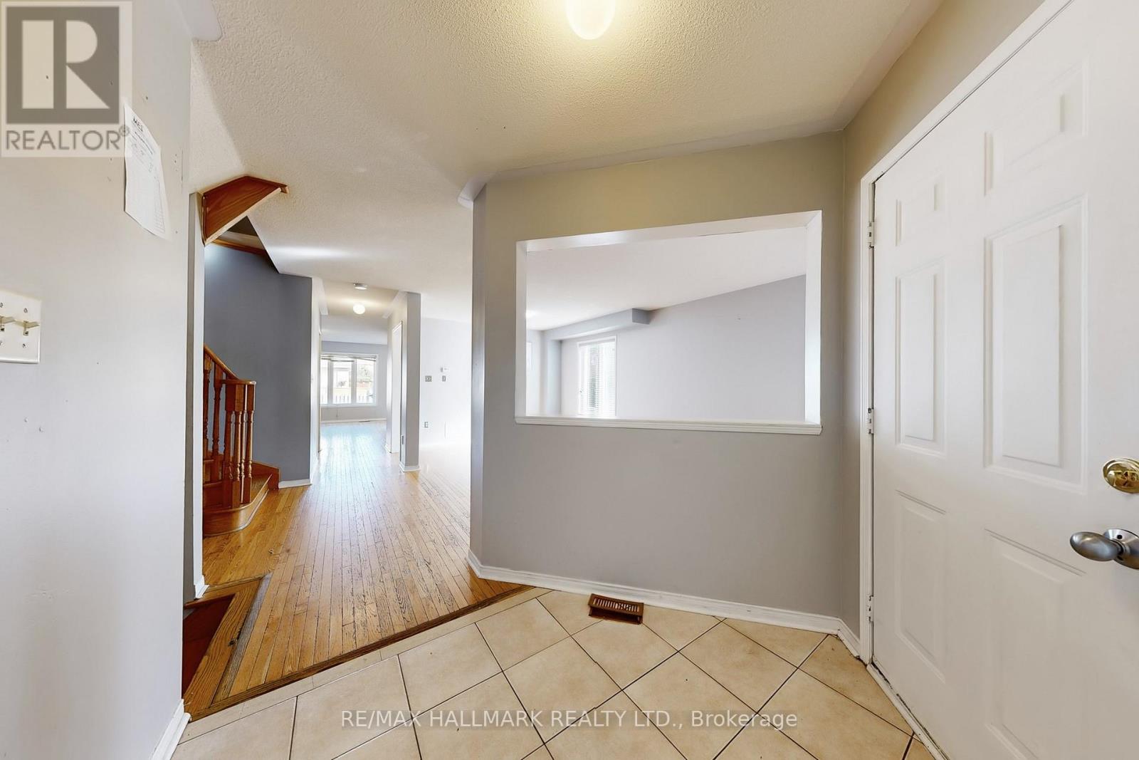 4 Kalmar Crescent, Richmond Hill, Ontario  L4E 3Z3 - Photo 17 - N12411323
