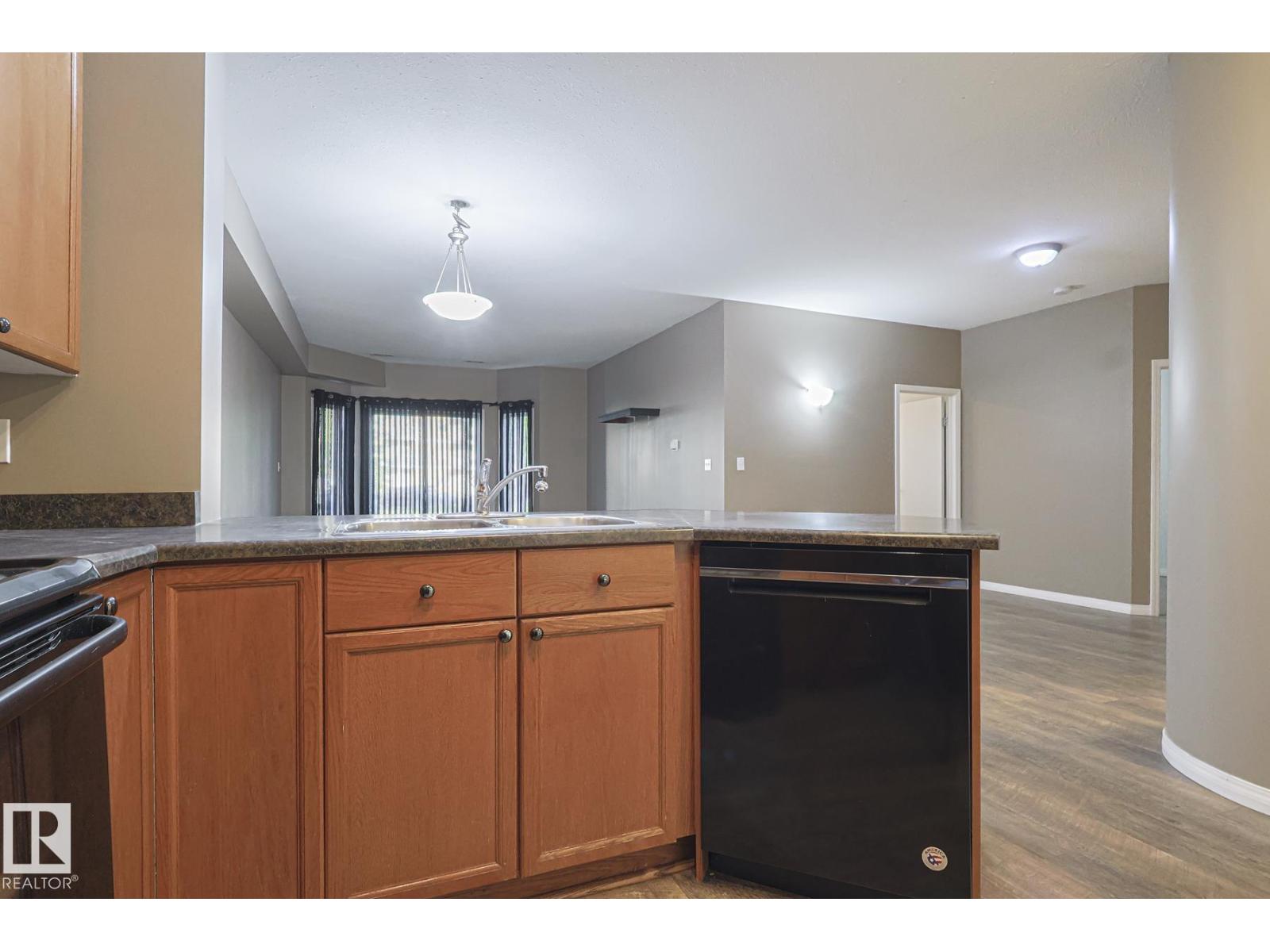 #101 4304 139 Av Nw Nw, Edmonton, Alberta  T5Y 0H6 - Photo 15 - E4458875