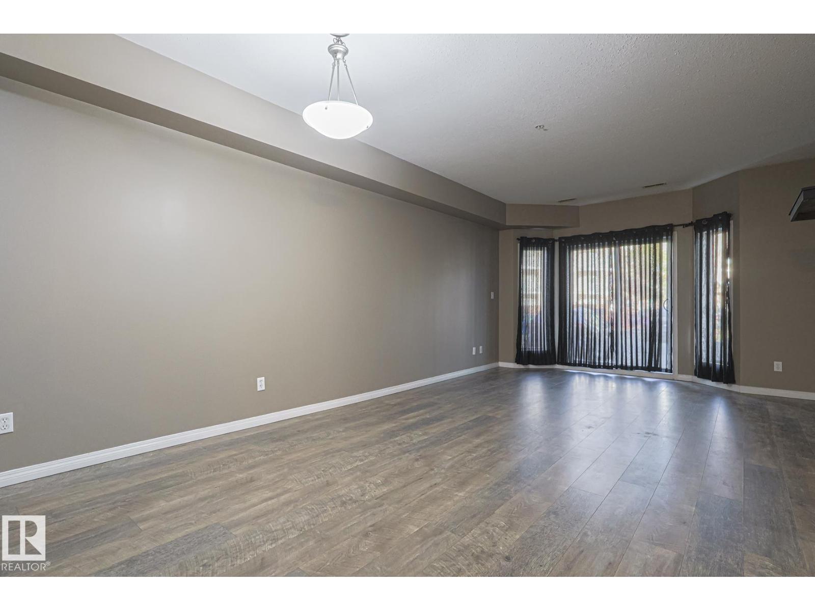 #101 4304 139 Av Nw Nw, Edmonton, Alberta  T5Y 0H6 - Photo 5 - E4458875