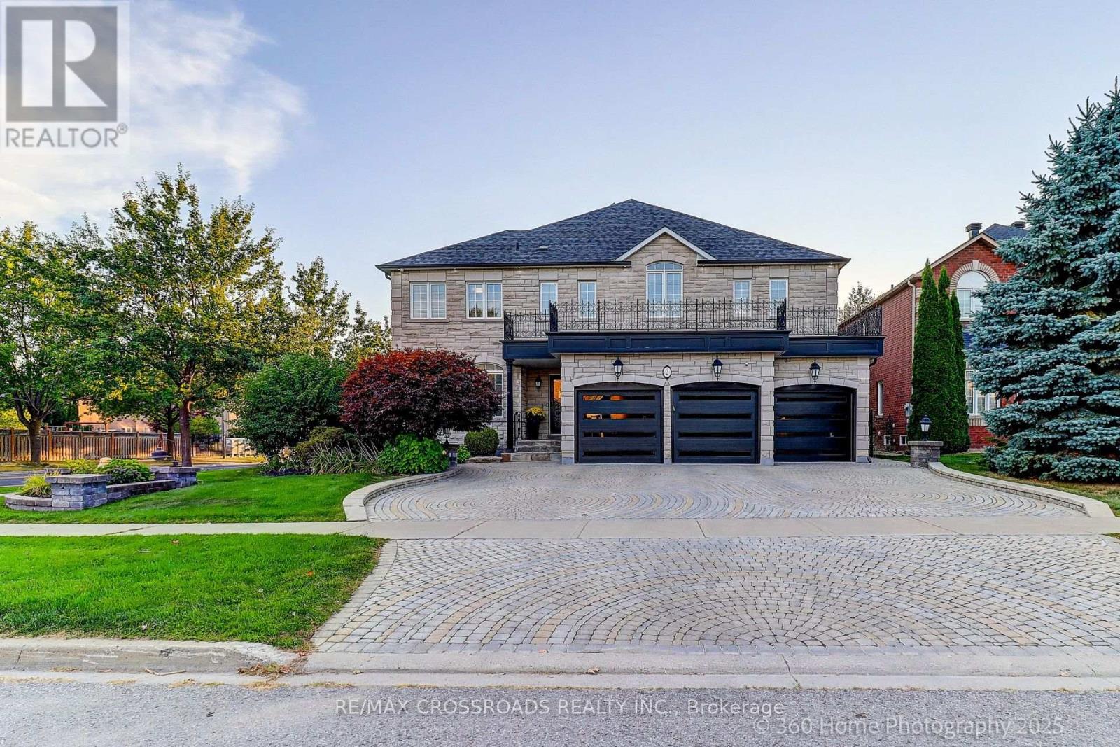 2 Mumberson Court, Markham, Ontario  L6C 1Y4 - Photo 2 - N12415971