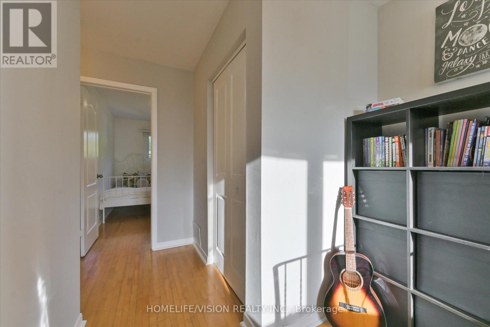 255 Cedar Avenue, Richmond Hill, Ontario  L4C 2B3 - Photo 10 - N12418076