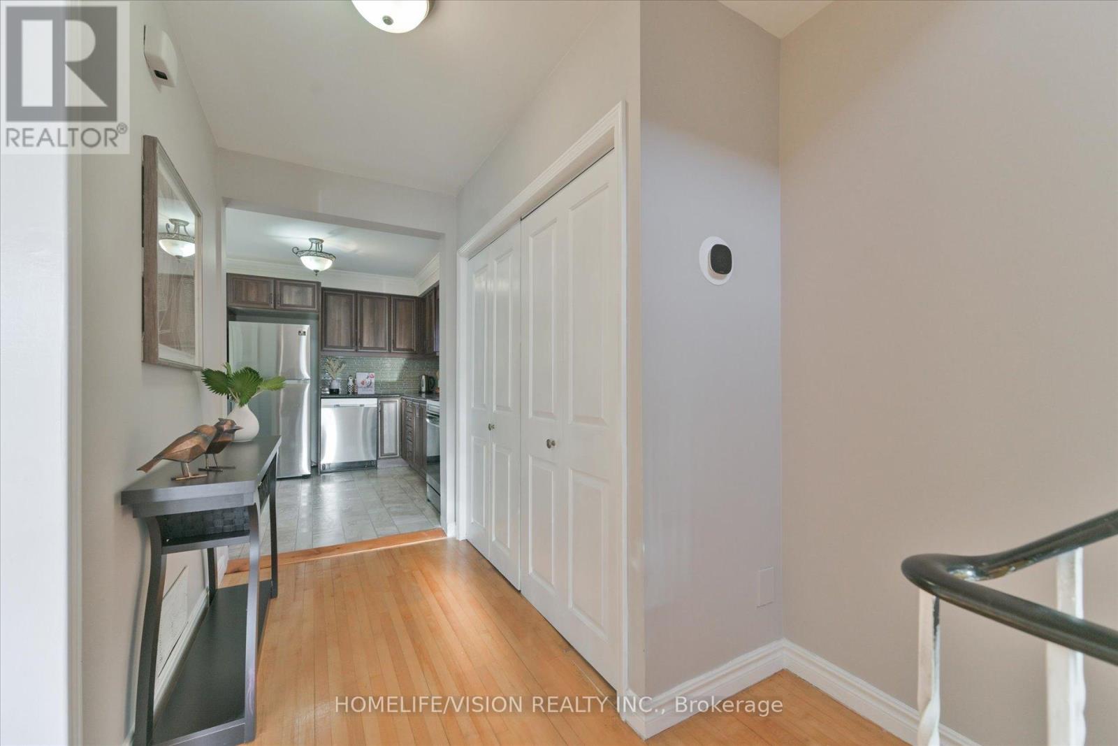 255 Cedar Avenue, Richmond Hill, Ontario  L4C 2B3 - Photo 9 - N12418076
