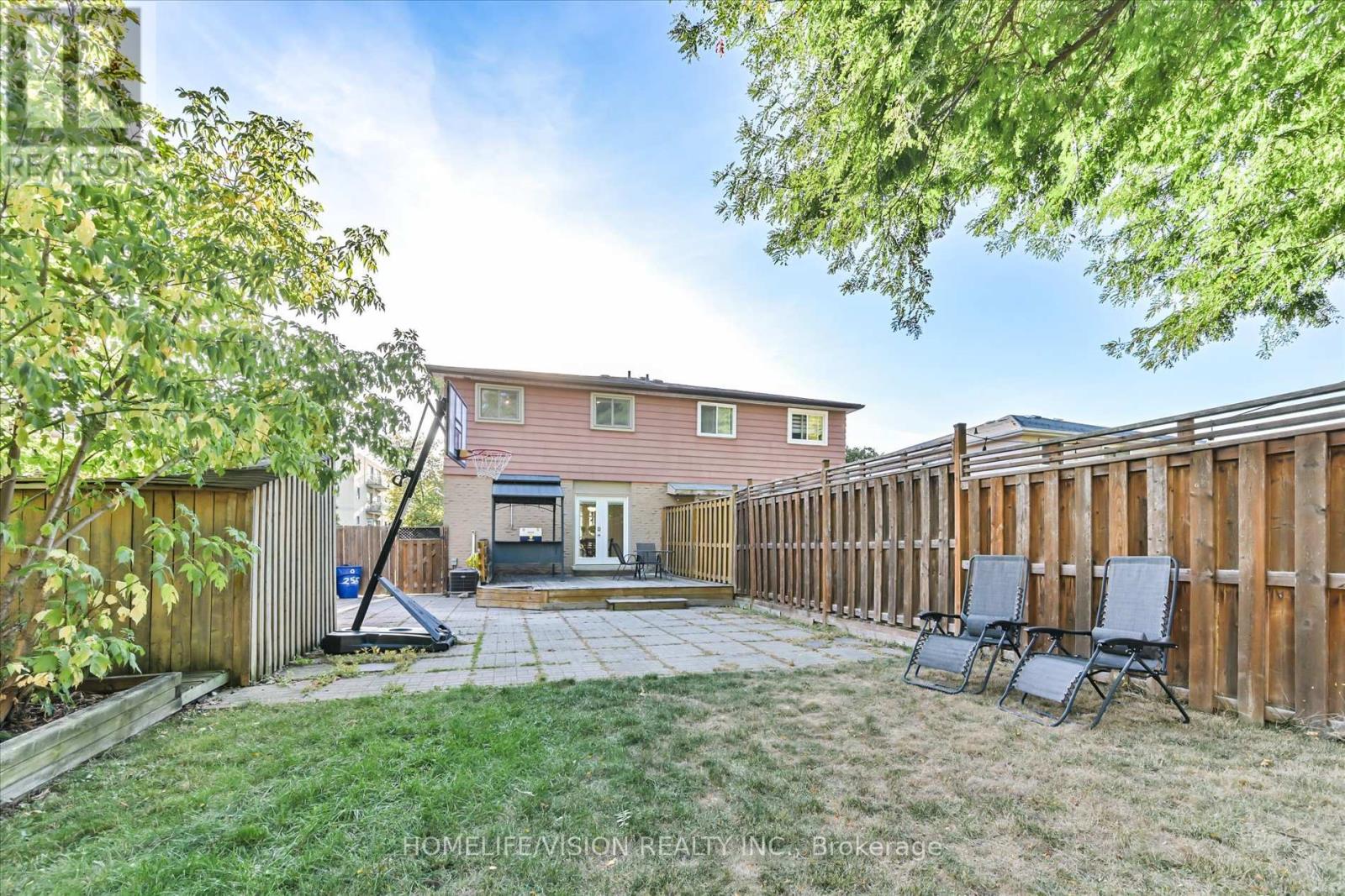 255 Cedar Avenue, Richmond Hill, Ontario  L4C 2B3 - Photo 27 - N12418076