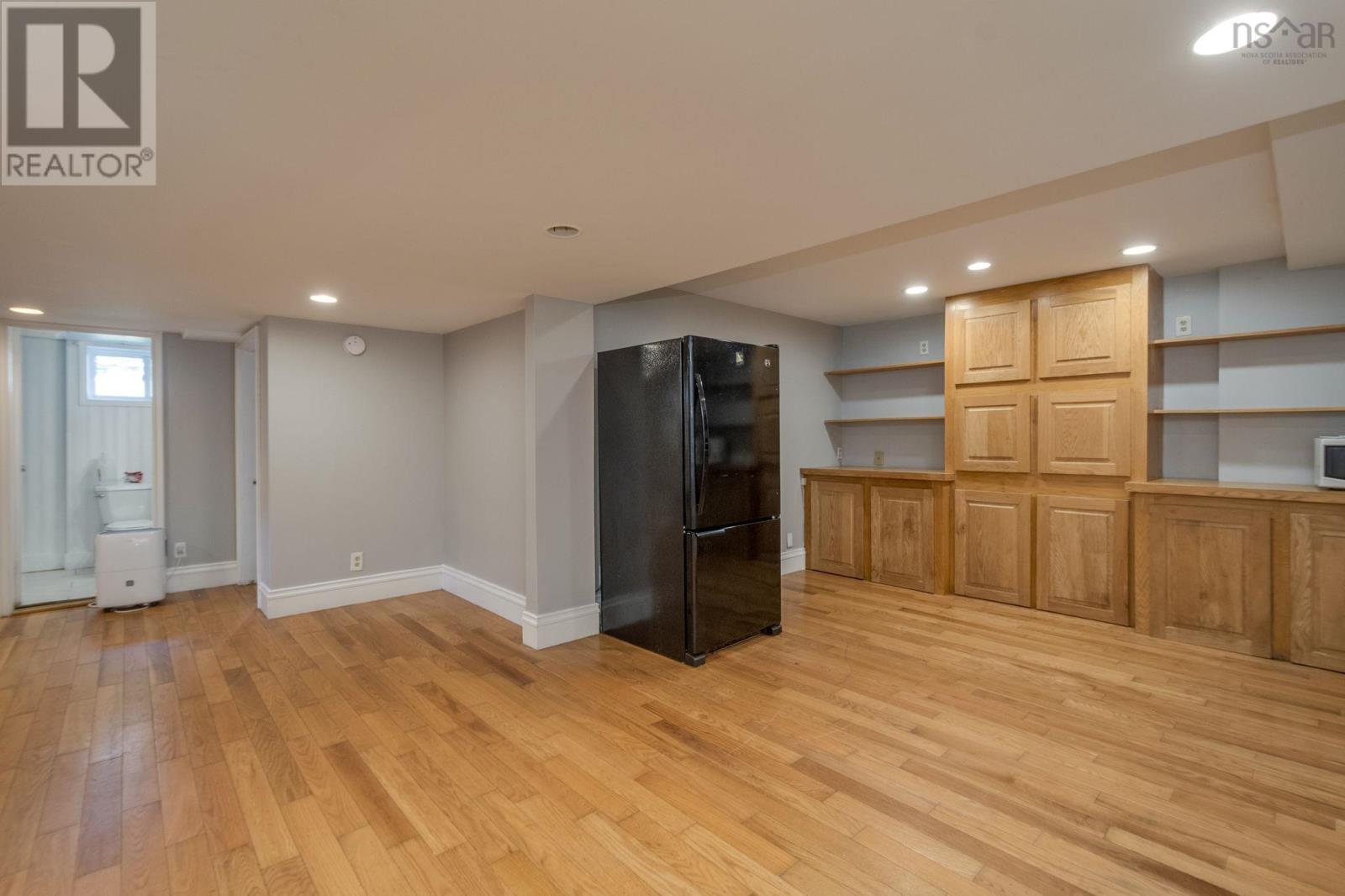 1 Grandview Drive, Dartmouth, Nova Scotia  B2W 1X4 - Photo 38 - 202523786