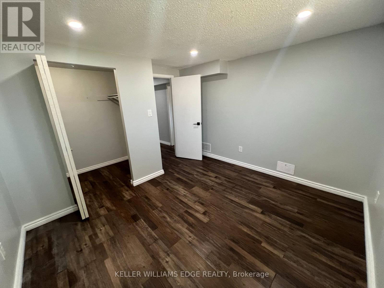 228 Lawnhurst Court, Hamilton, Ontario  L8V 4R4 - Photo 34 - X12410985