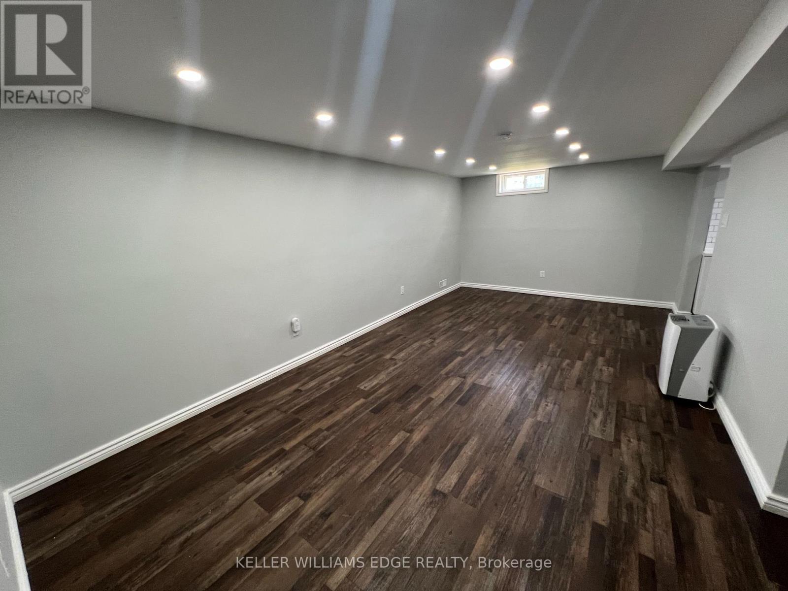 228 Lawnhurst Court, Hamilton, Ontario  L8V 4R4 - Photo 30 - X12410985
