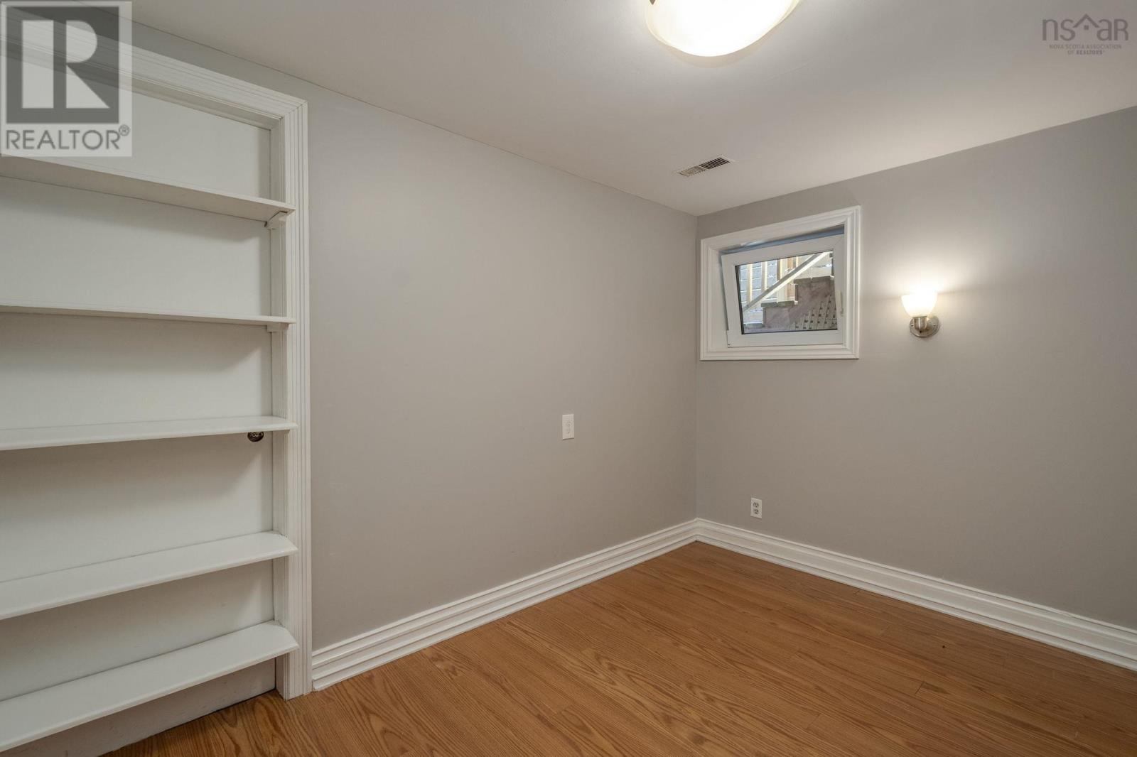 1 Grandview Drive, Dartmouth, Nova Scotia  B2W 1X4 - Photo 37 - 202523786