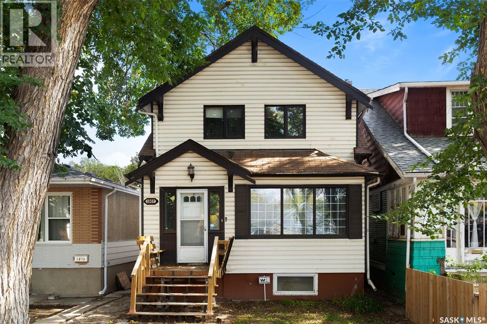 1937 Toronto Street, Regina, Saskatchewan  S4P 1M9 - Photo 1 - SK018706
