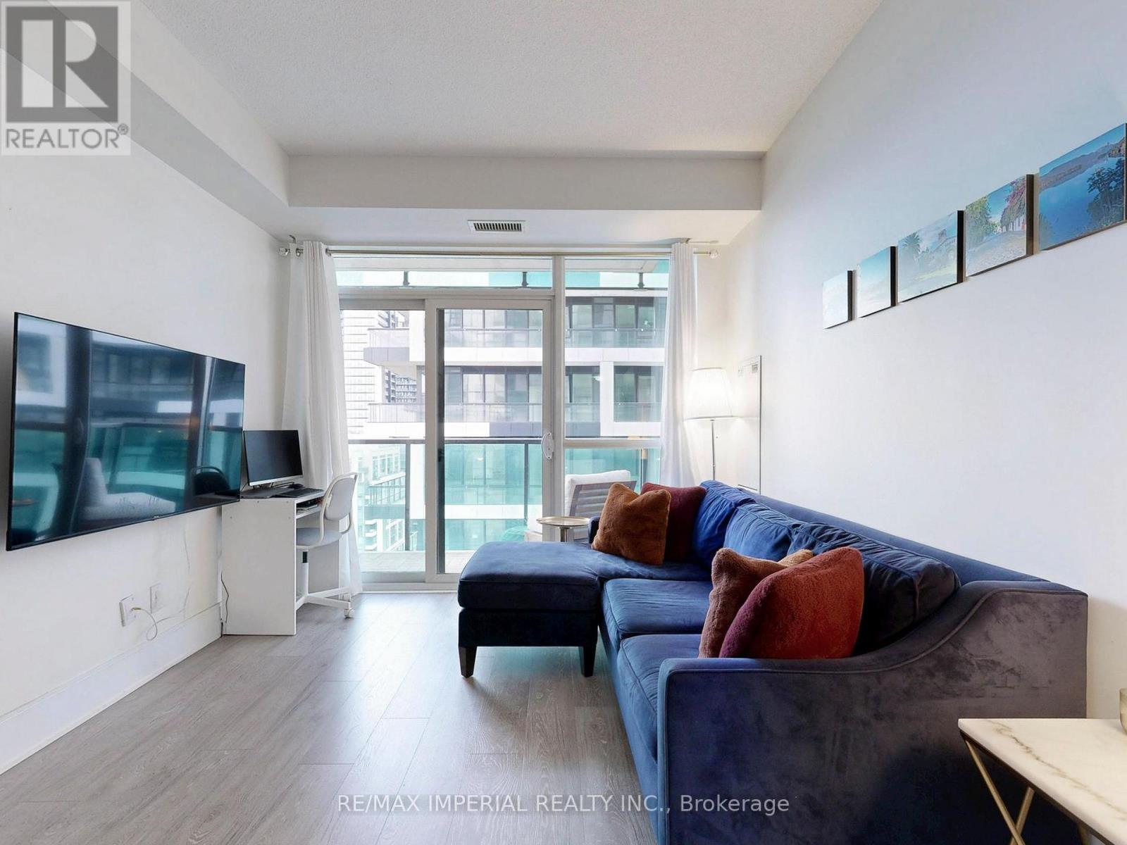 2004 - 25 Broadway Avenue, Toronto, Ontario  M4P 1T7 - Photo 16 - C12418112