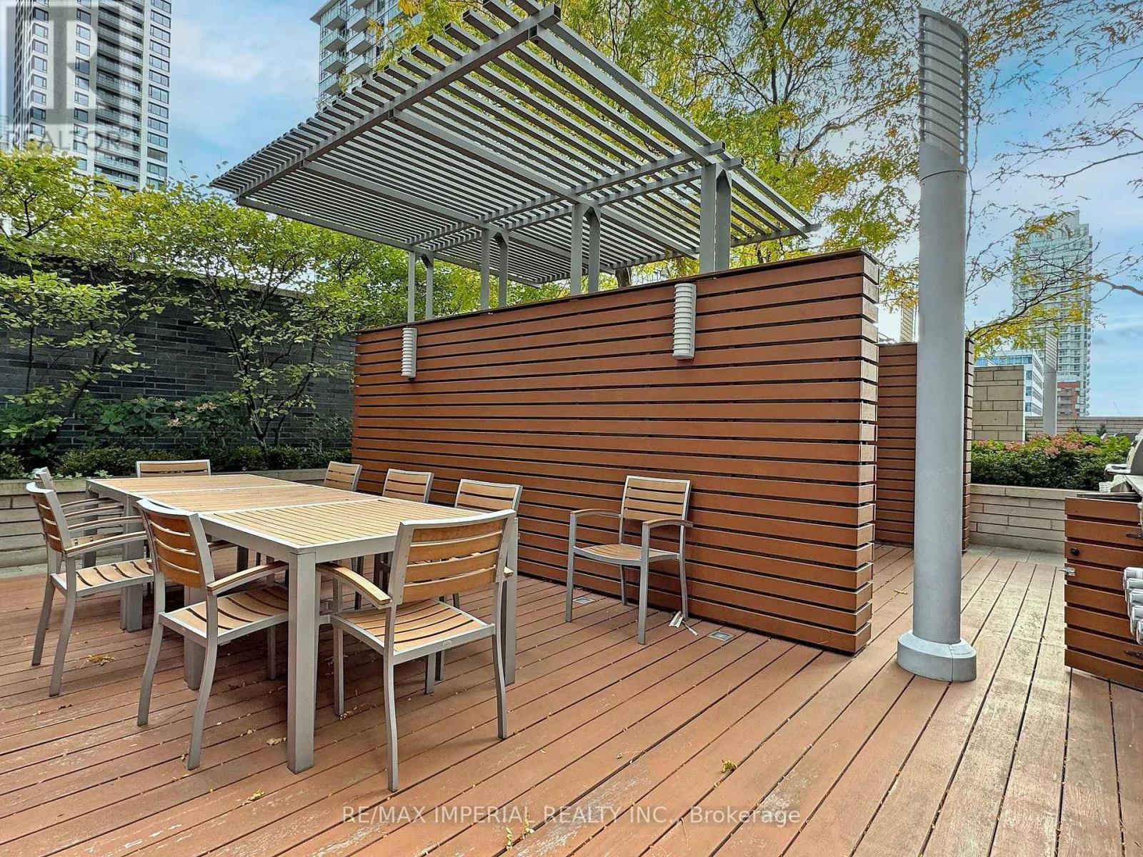 2004 - 25 Broadway Avenue, Toronto, Ontario  M4P 1T7 - Photo 38 - C12418112