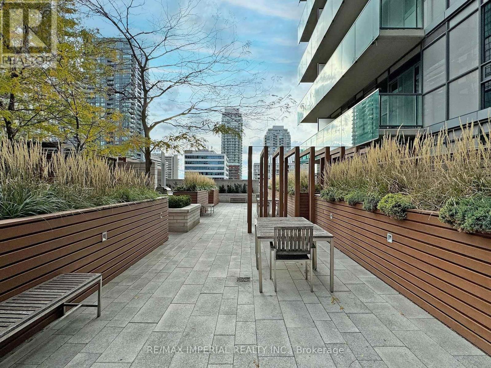 2004 - 25 Broadway Avenue, Toronto, Ontario  M4P 1T7 - Photo 39 - C12418112