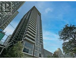 2004 - 25 BROADWAY AVENUE, Toronto, Ontario