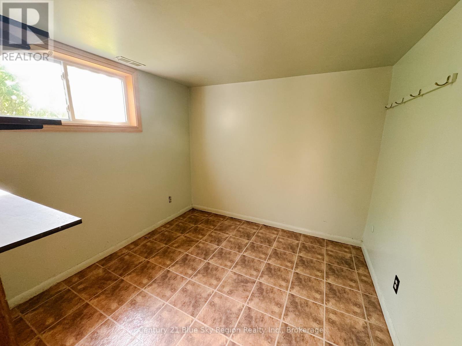 163 Beverly Road, North Bay, Ontario  P1B 7P7 - Photo 23 - X12418172