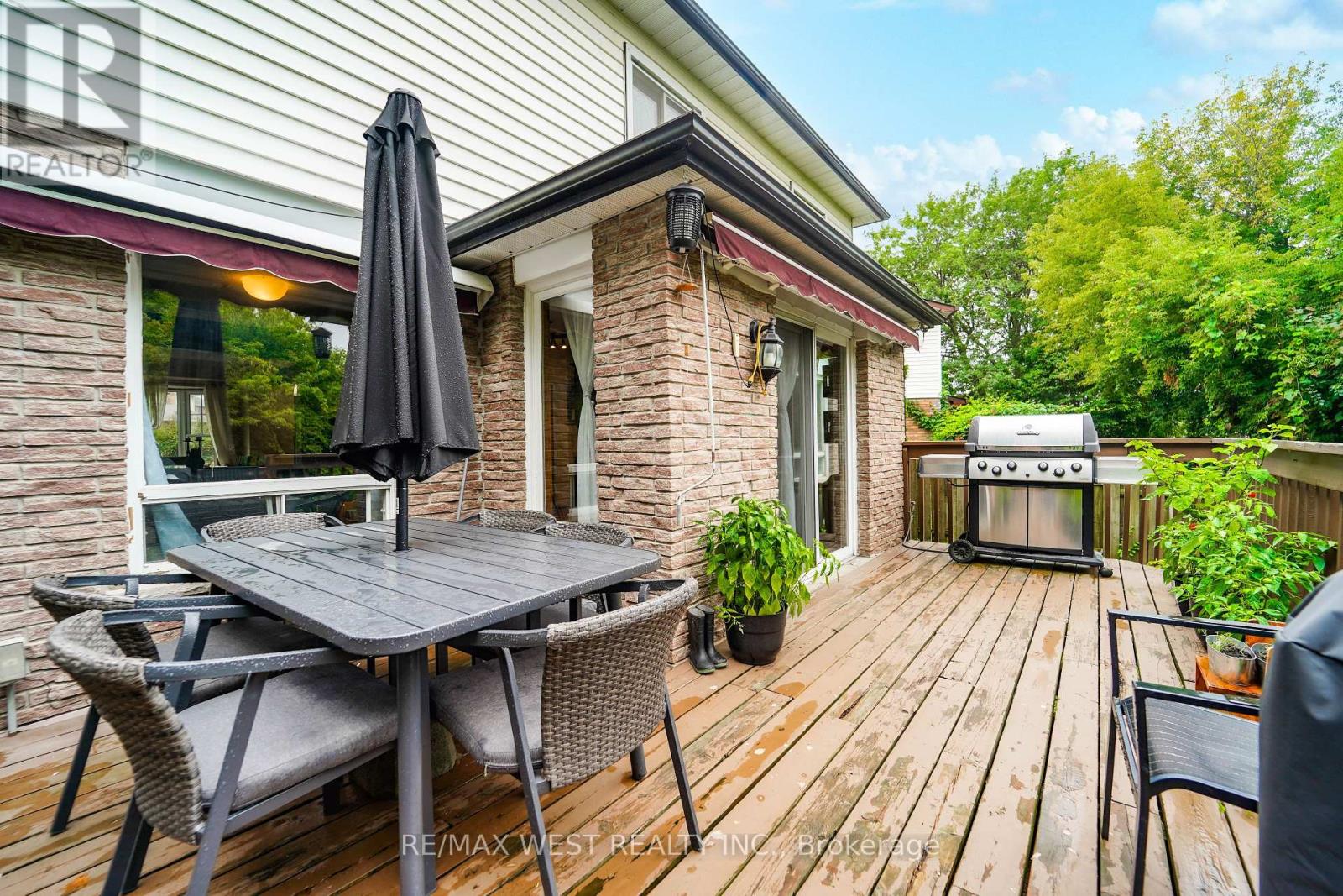 354 Blackthorn Street, Oshawa, Ontario  L1K 1K9 - Photo 11 - E12418152