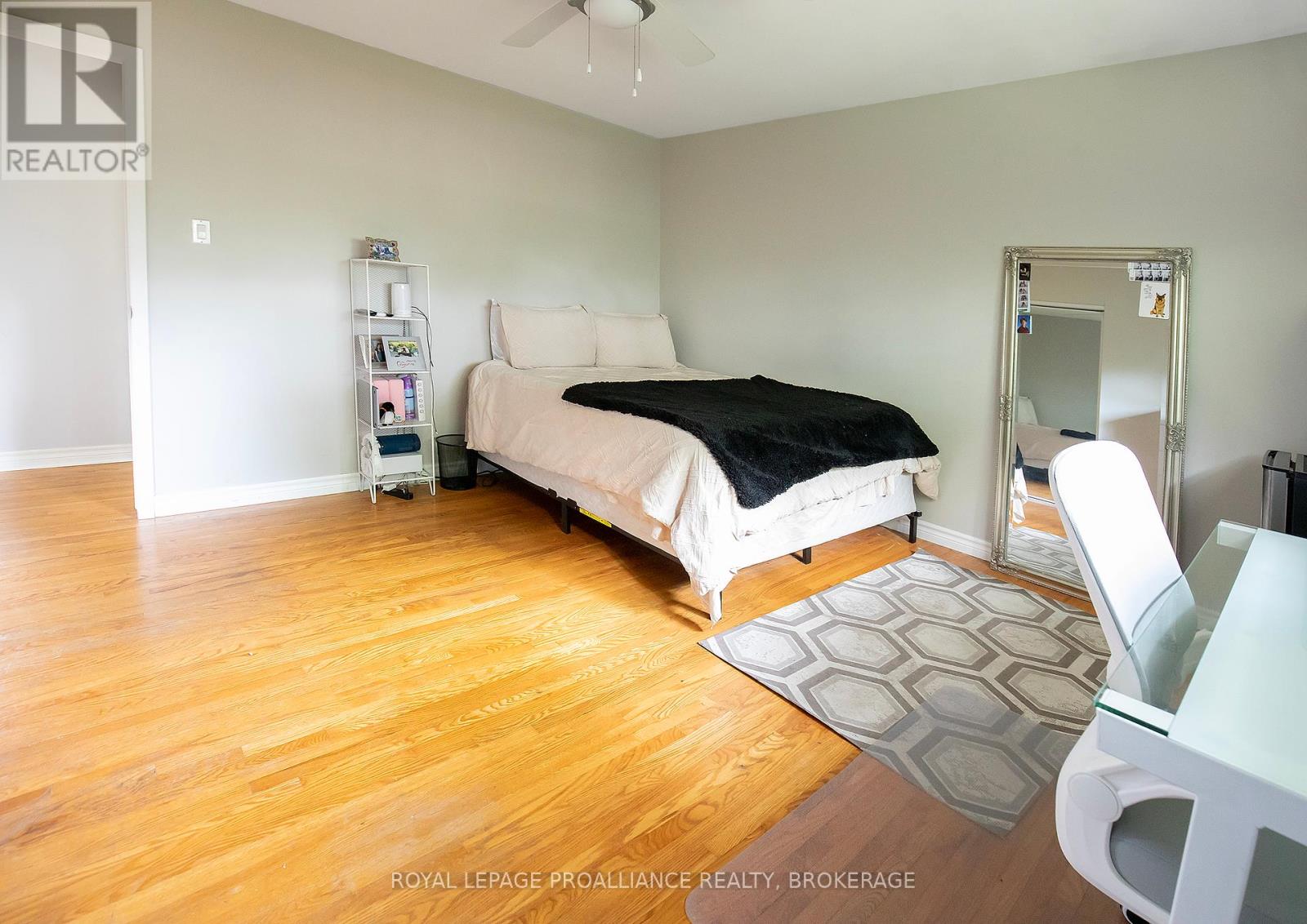 296 Olympus Avenue, Kingston, Ontario  K7M 4T9 - Photo 15 - X12418181