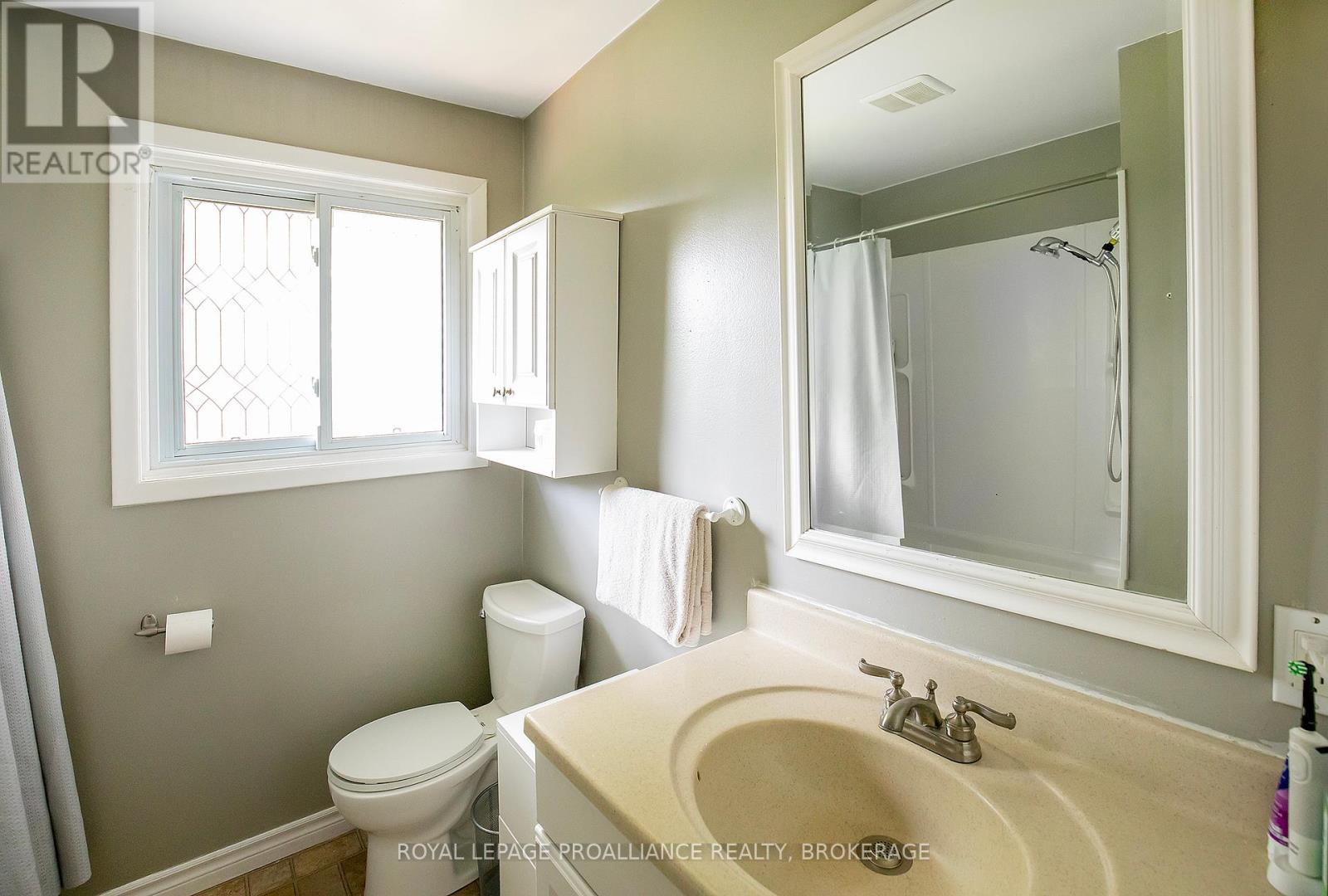296 Olympus Avenue, Kingston, Ontario  K7M 4T9 - Photo 20 - X12418181