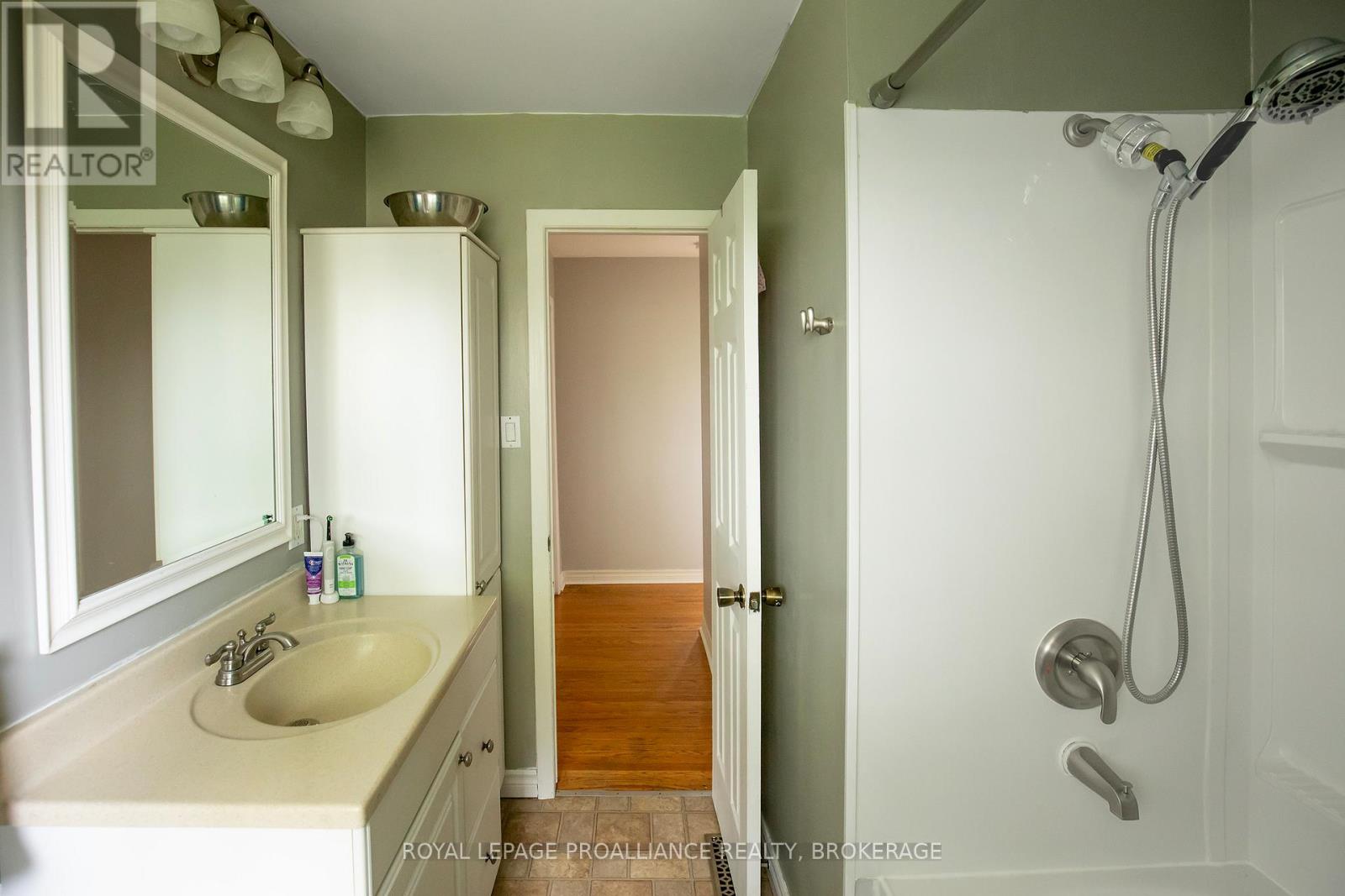 296 Olympus Avenue, Kingston, Ontario  K7M 4T9 - Photo 21 - X12418181
