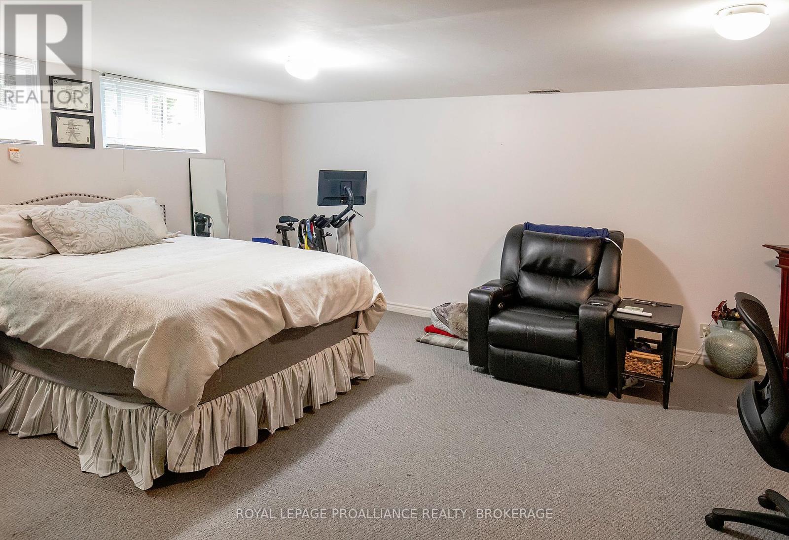 296 Olympus Avenue, Kingston, Ontario  K7M 4T9 - Photo 23 - X12418181