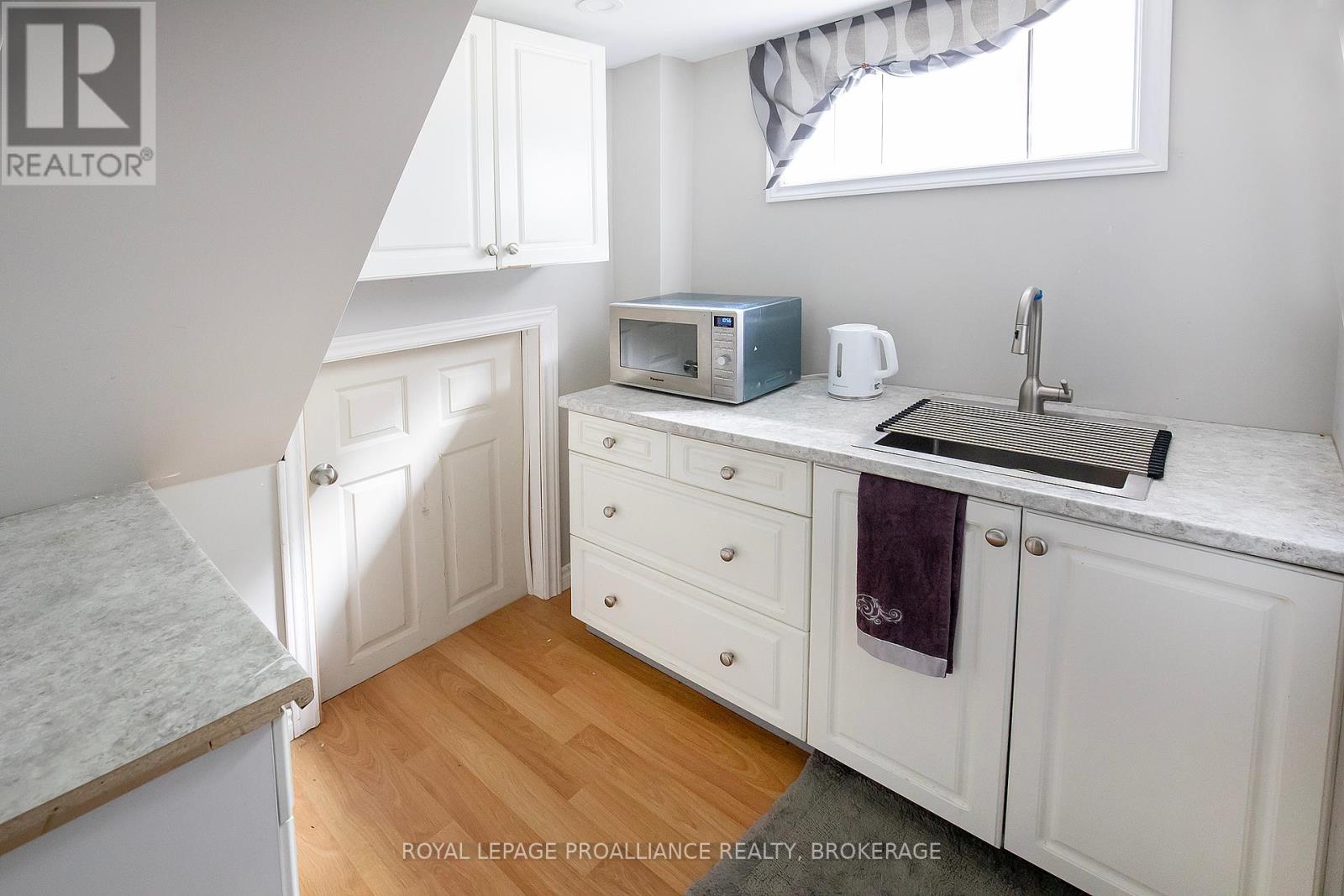 296 Olympus Avenue, Kingston, Ontario  K7M 4T9 - Photo 25 - X12418181