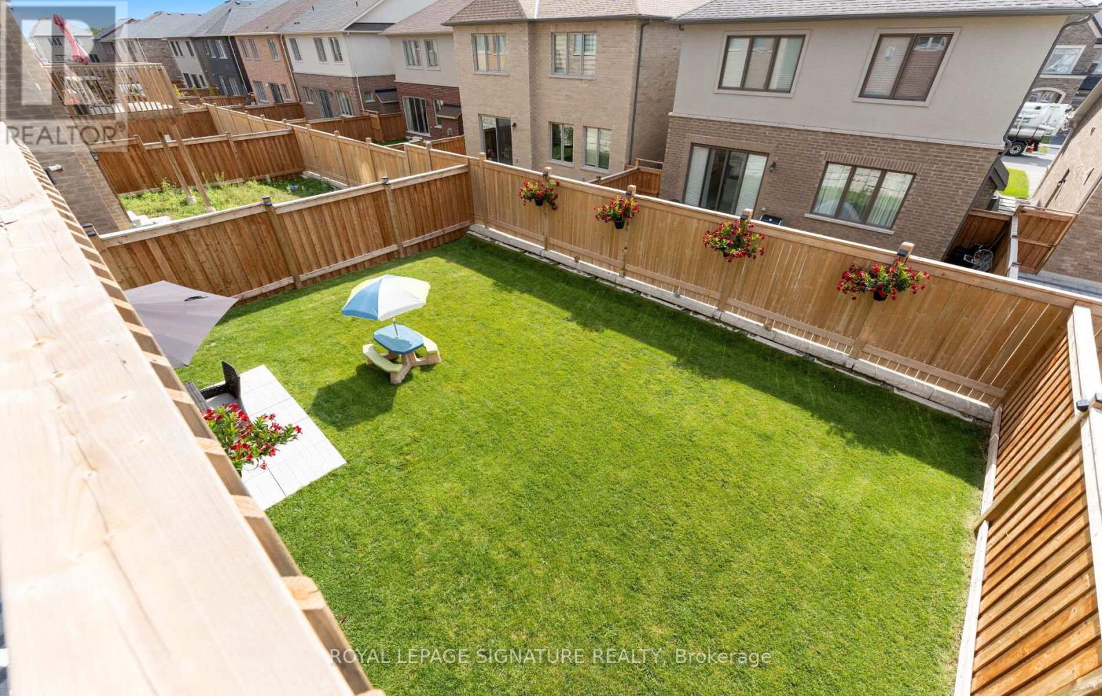29 Sikura Circle, Aurora, Ontario  L4G 3Y8 - Photo 19 - N12418150