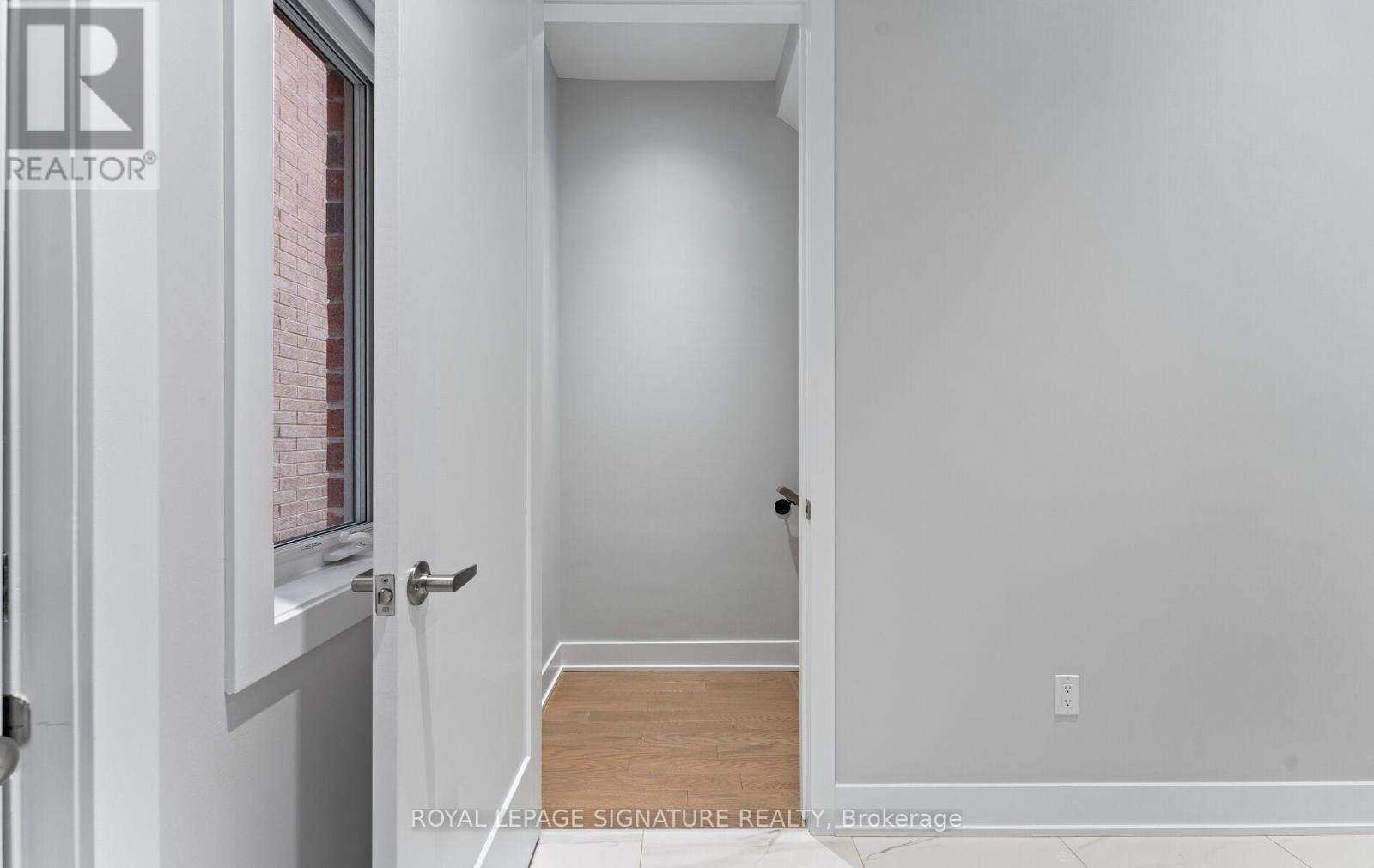 29 Sikura Circle, Aurora, Ontario  L4G 3Y8 - Photo 43 - N12418150
