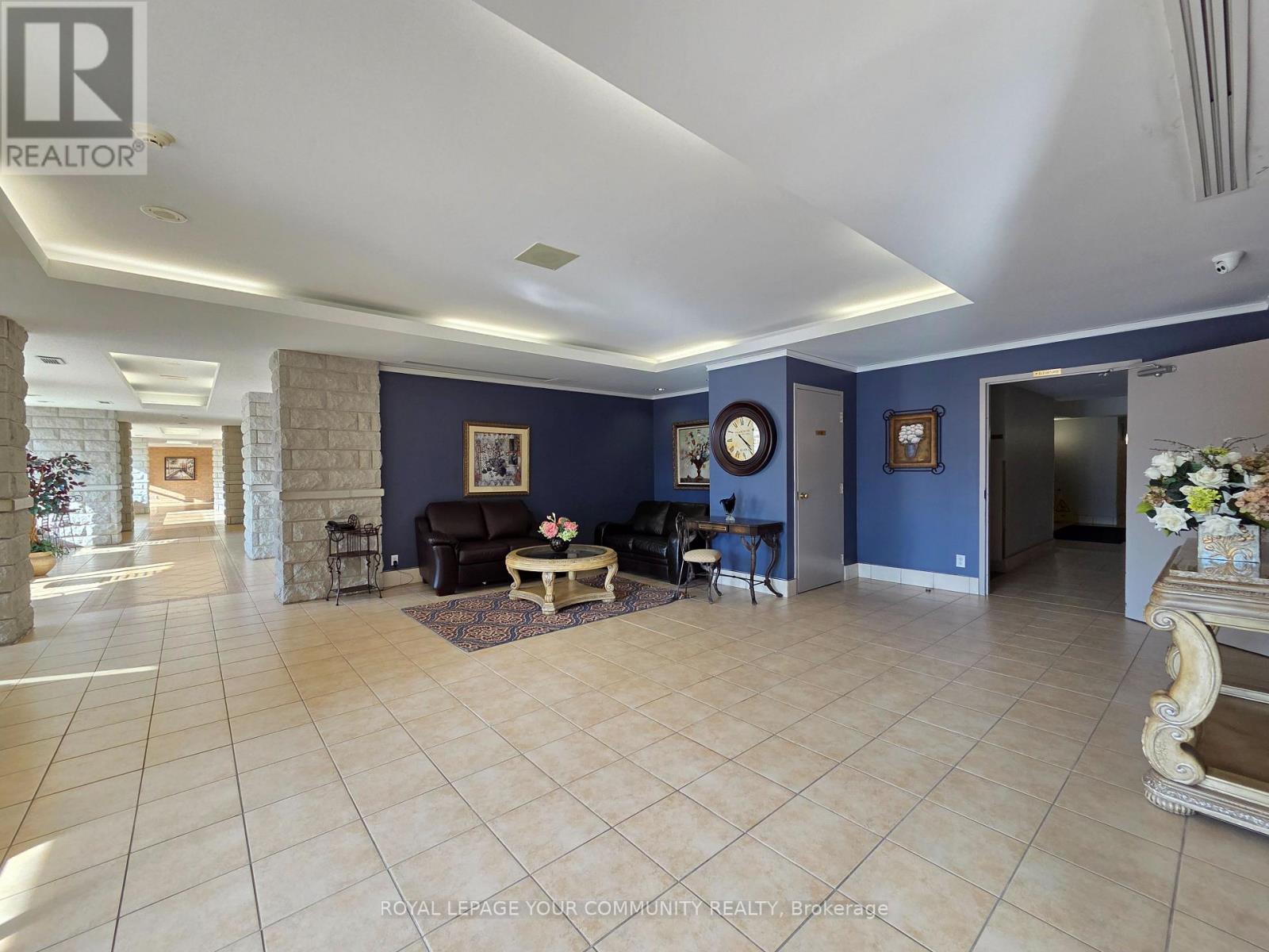 508 - 2504 Rutherford Road, Vaughan, Ontario  L4K 5N5 - Photo 5 - N12418161