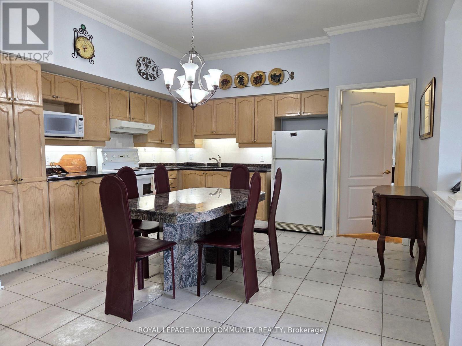 508 - 2504 Rutherford Road, Vaughan, Ontario  L4K 5N5 - Photo 7 - N12418161