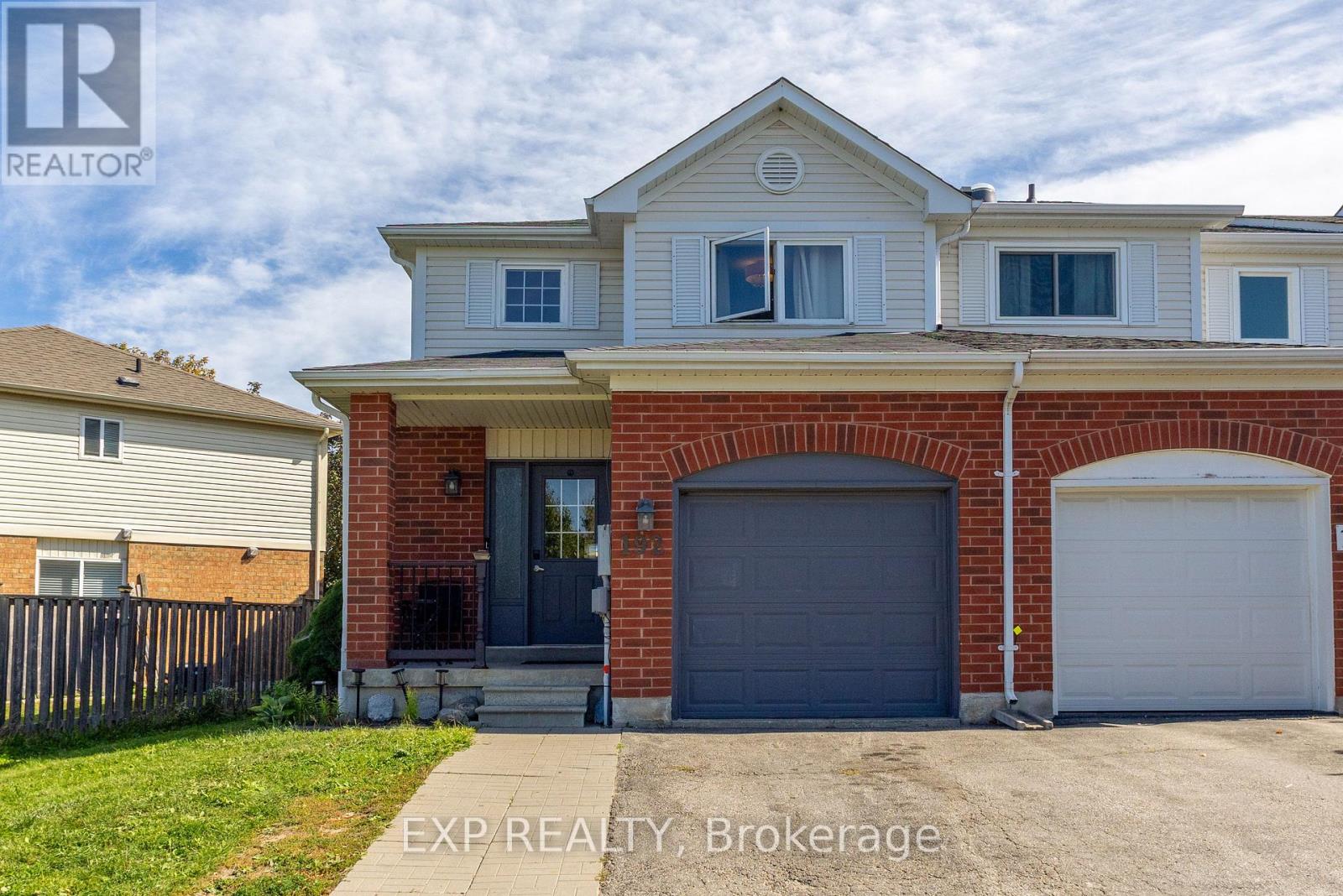 192 PICKETT CRESCENT, Barrie, Ontario