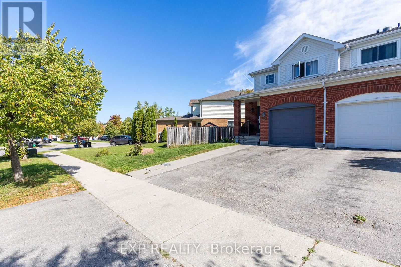 192 Pickett Crescent, Barrie, Ontario  L4N 8C2 - Photo 2 - S12418128