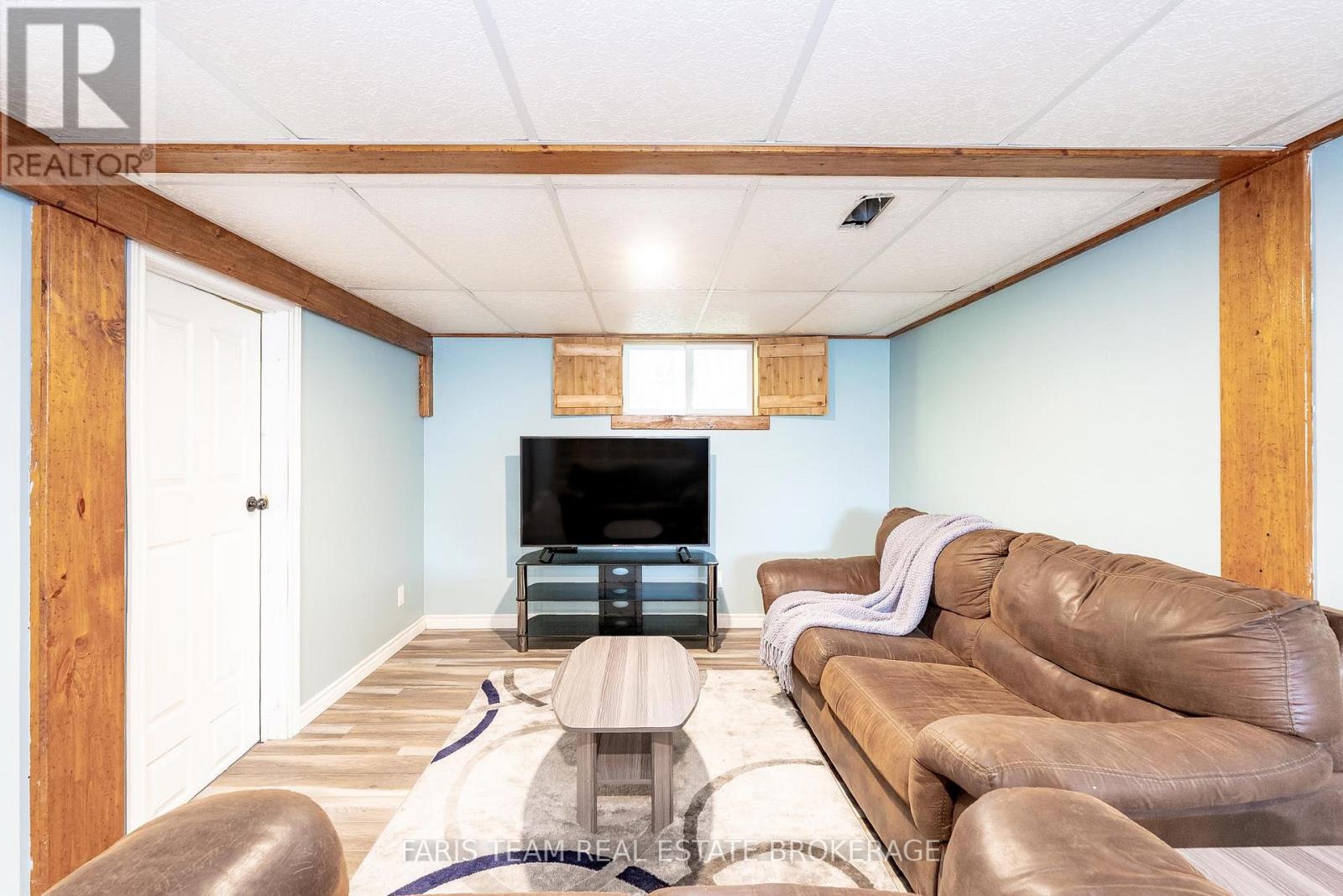 2570 Sunnidale Road, Springwater, Ontario  L0M 1T2 - Photo 23 - S12418156