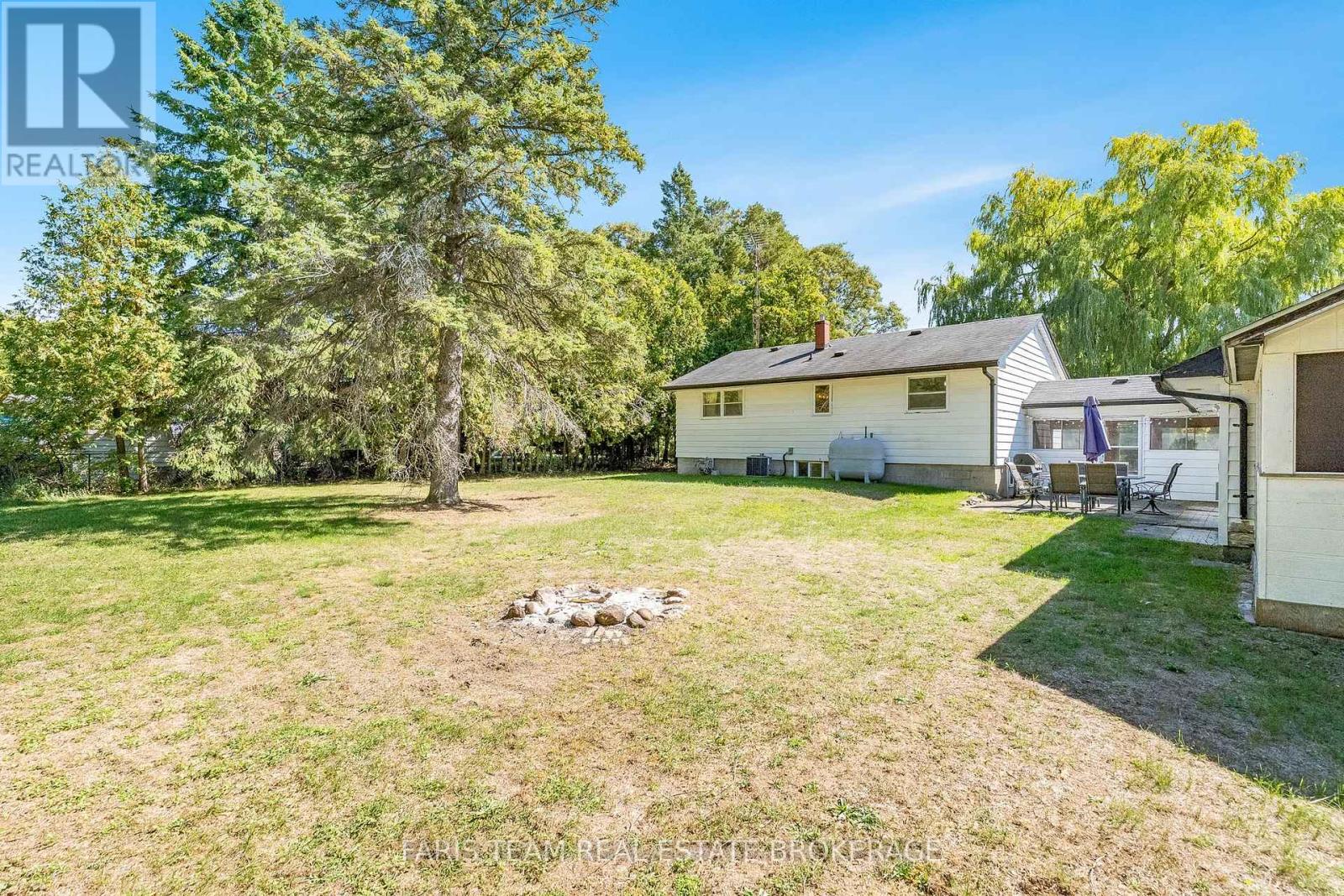 2570 Sunnidale Road, Springwater, Ontario  L0M 1T2 - Photo 37 - S12418156